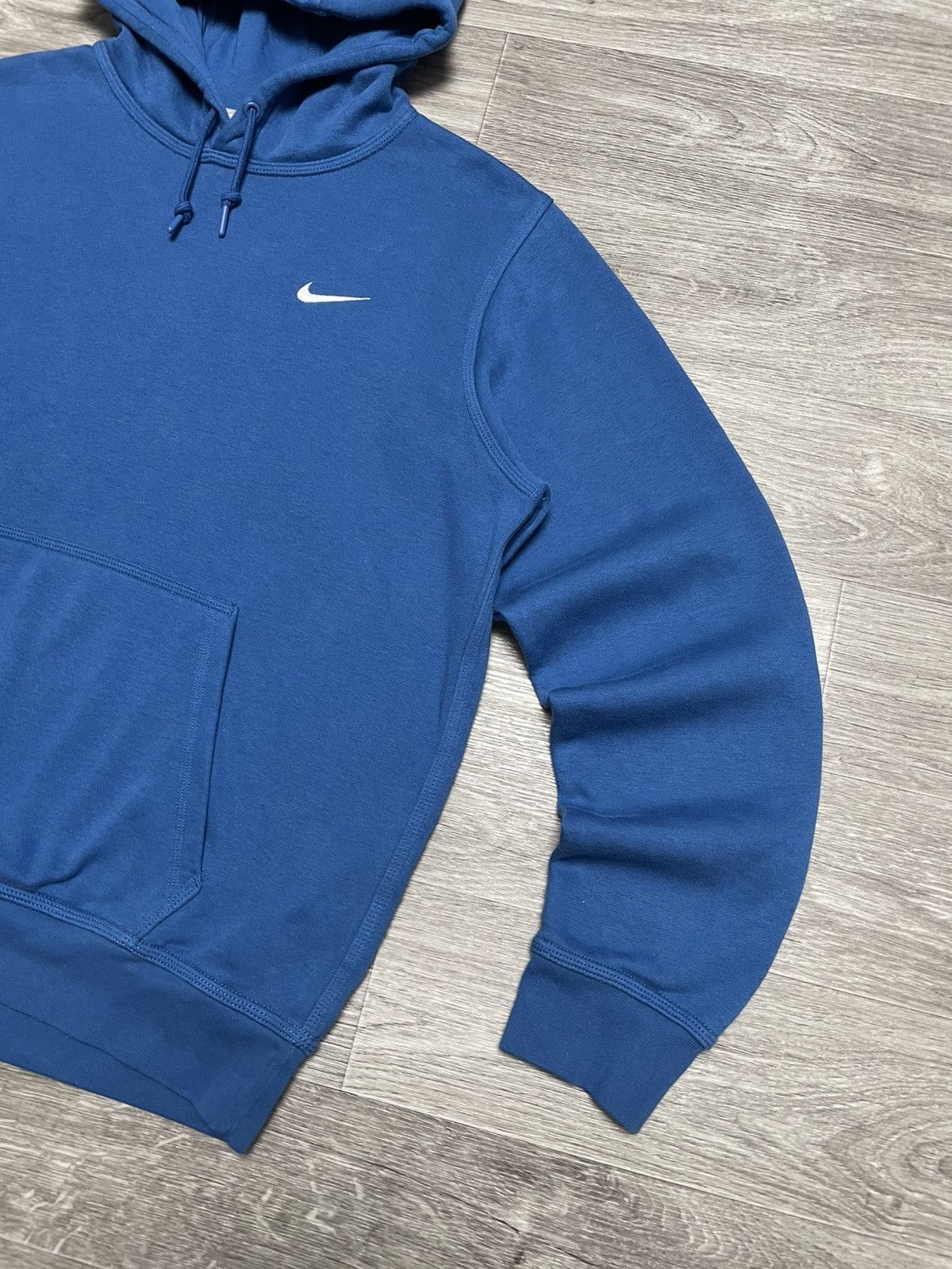 Nike Nike Swoosh Logo Blue Basic Hoodie Y2K Streetwear Size US L / EU 52-54 / 3 - 5 Thumbnail