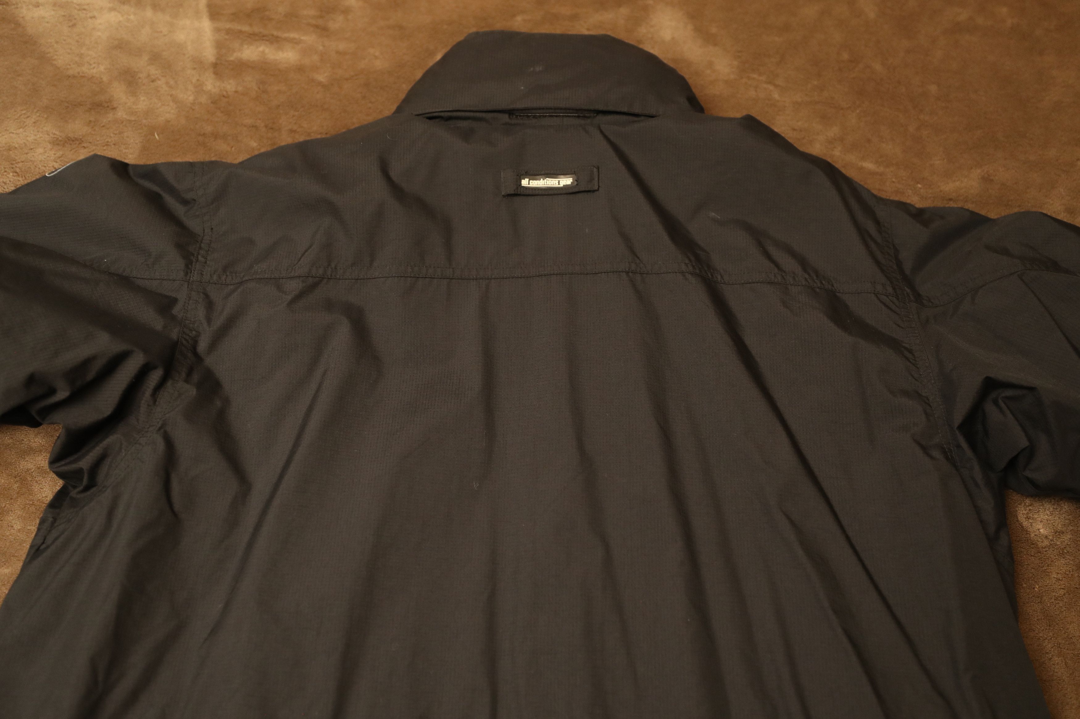 Nike ACG Vintage Nike ACG Storm Fit ThermaLayer Snowboard Jacket (L) Size US L / EU 52-54 / 3 - 13 Thumbnail