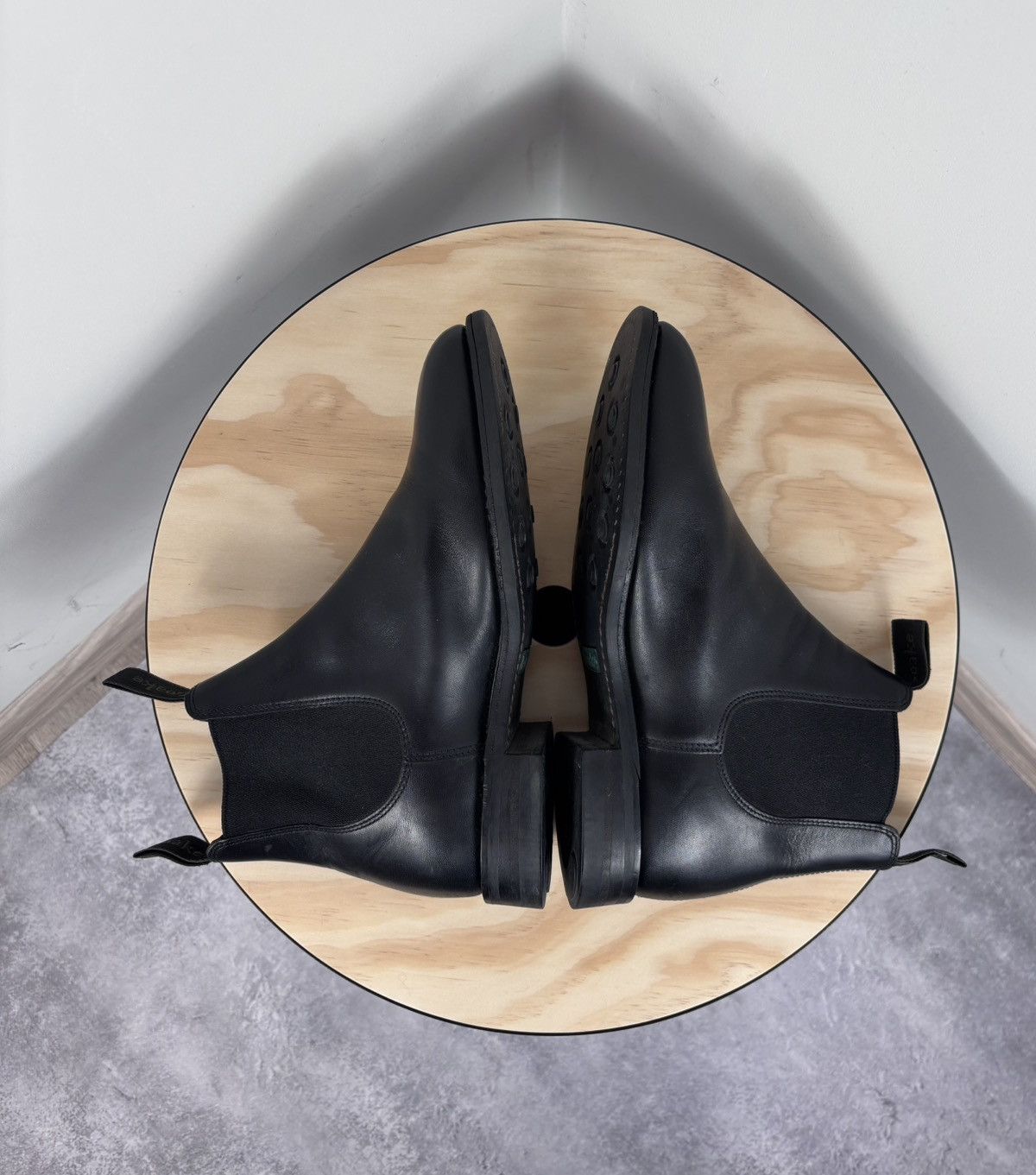 Loake Loake Chatterley Women’s Black Leather Chelsea Boots Size US 6.5 / IT 36.5 - 18 Thumbnail