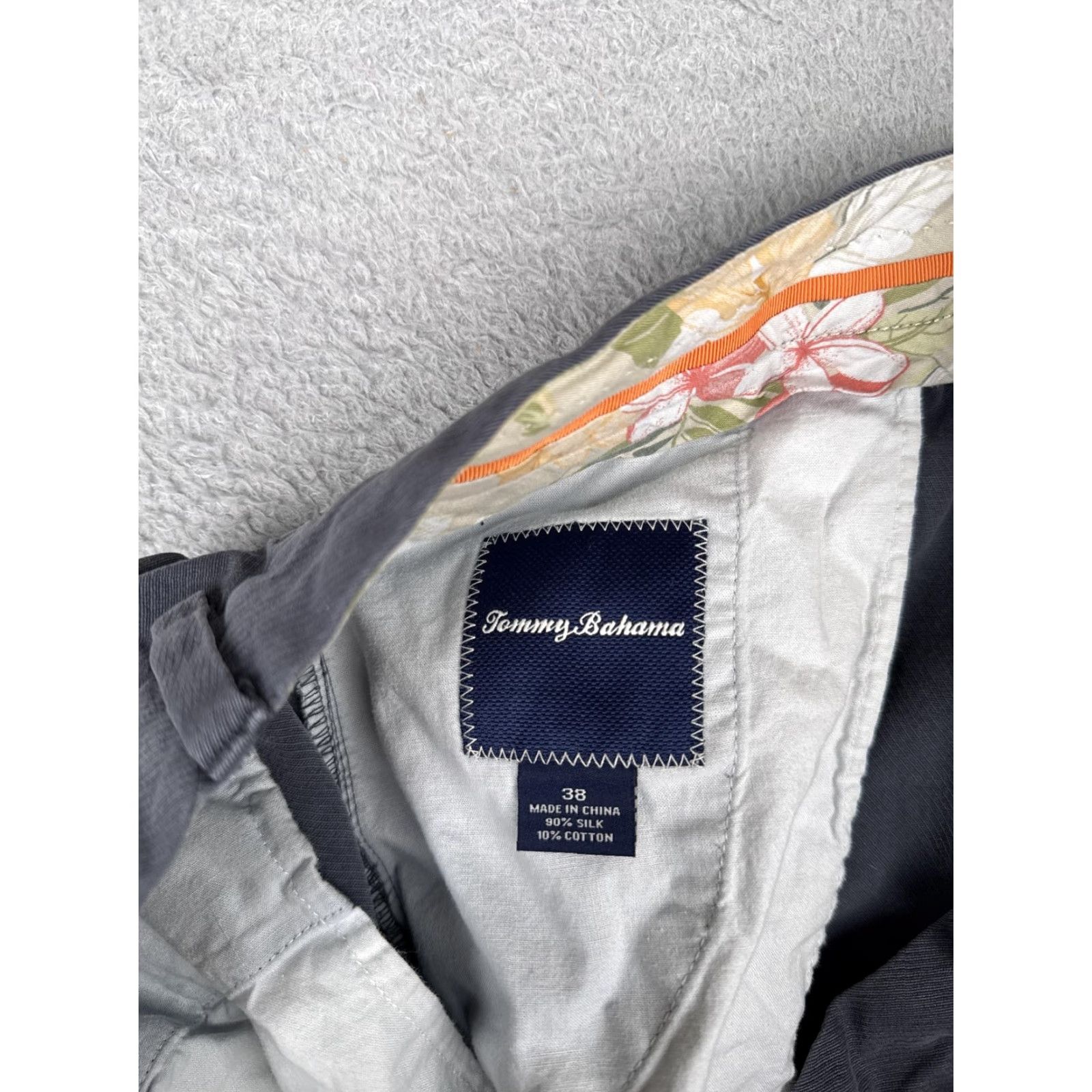 Tommy Bahama Tommy Bahama Shorts Mens 38 Gray Silk Cotton Chino Flat Front 10" Beach Vacation Size US 38 / EU 54 - 7 Thumbnail