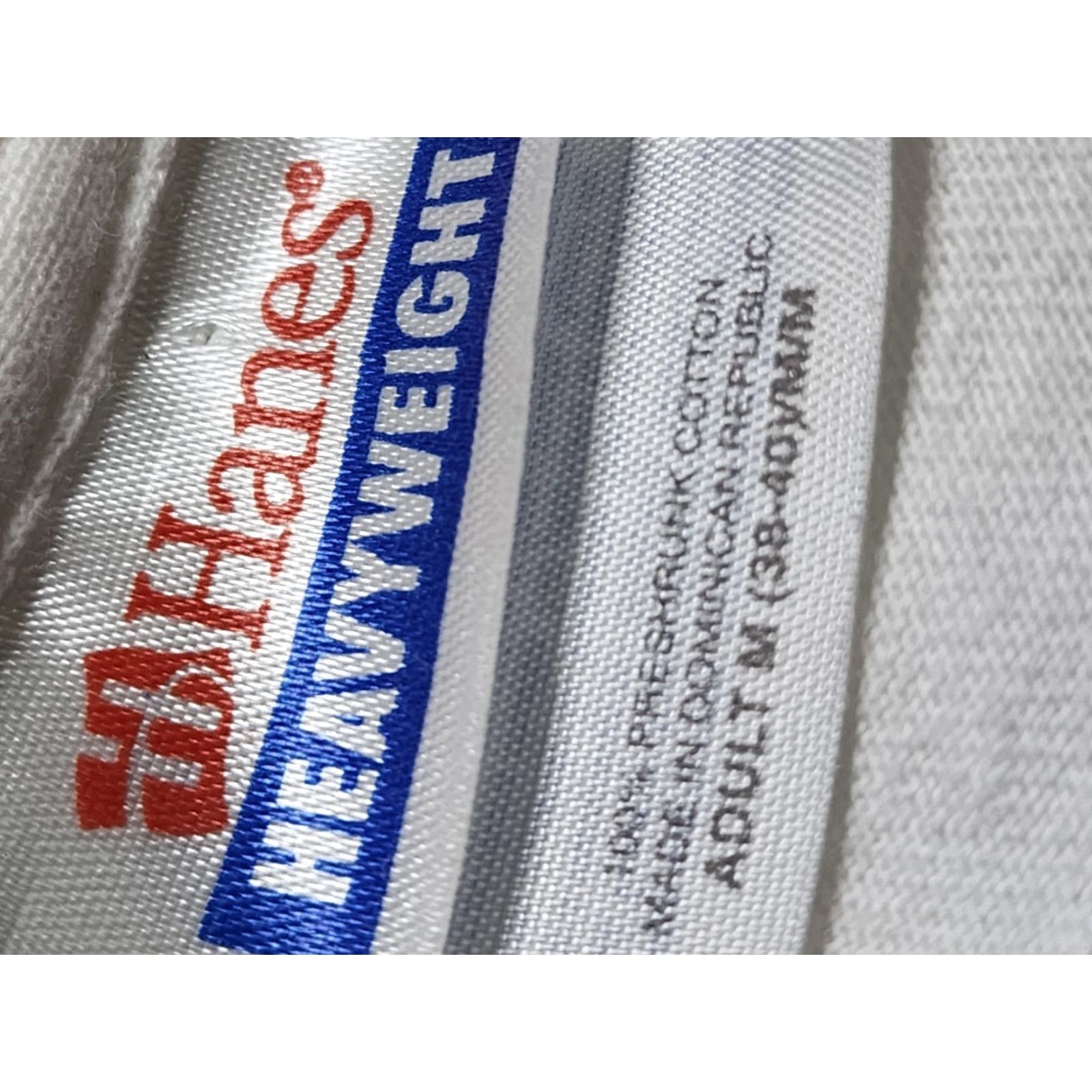 Hanes VINTAGE Hanes Merry Christmas Cat T-Shirt Women’s Medium Beige Distressed Short Sleeve Fall Winter Size M / US 6-8 / IT 42-44 - 8 Thumbnail
