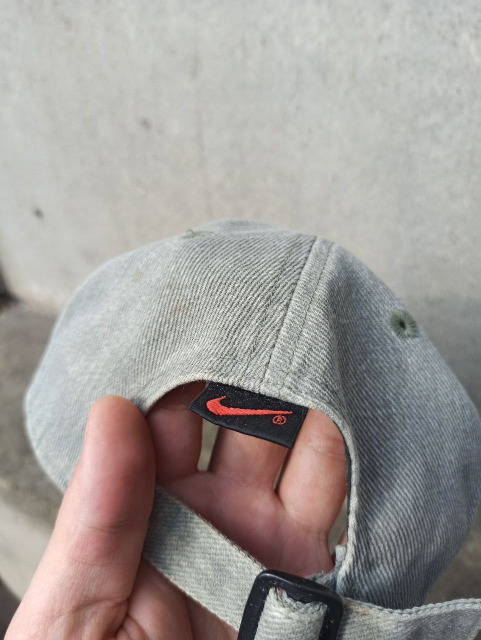 Vintage Nike vintage grey cap red tags Size ONE SIZE - 2 Thumbnail