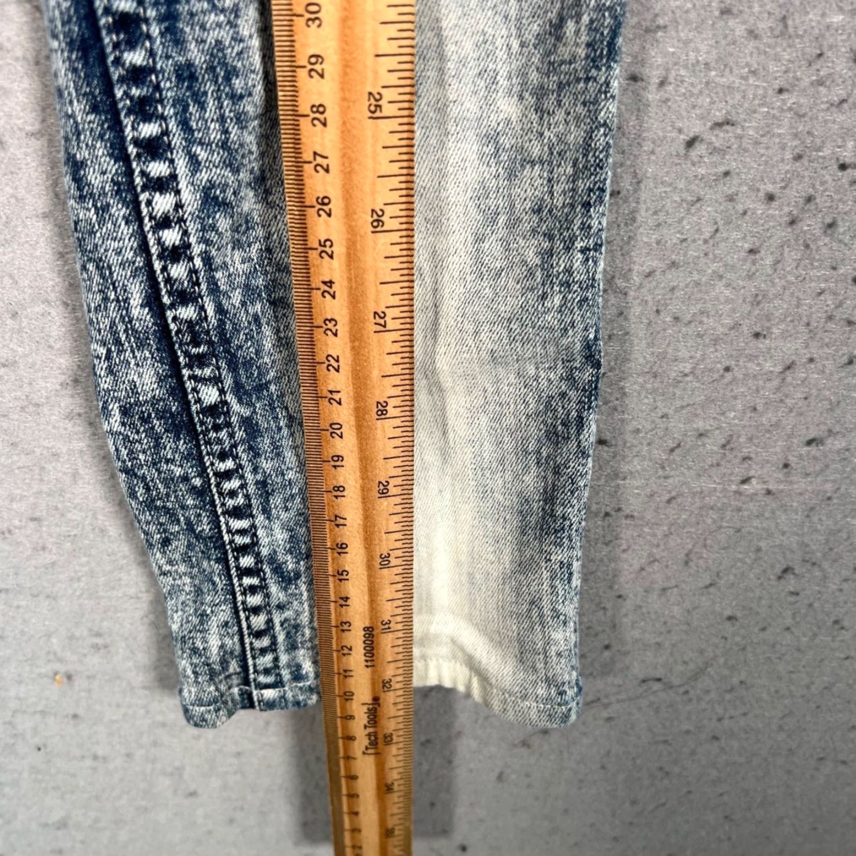 MOUSSY VINTAGE Moussy Womens Jeans 24 Distressed Skinny Blue Acid Wash Cotton Blend Denim 5-Pocket Design Low Rise Spring Fall Summer Winter Womens Jeans Size 42" / US 20 - 6 Thumbnail