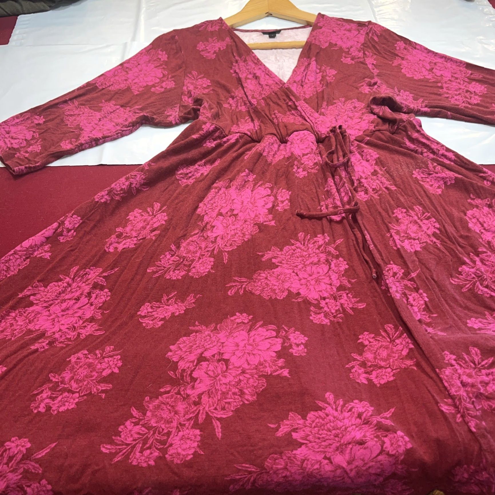 Torrid Torrid Floral Dress V-Neck Wrap Midi 2XL Pink Red Jersey Knit Tie Front Size XXL / US 16-18 / IT 52-54 - 7 Thumbnail