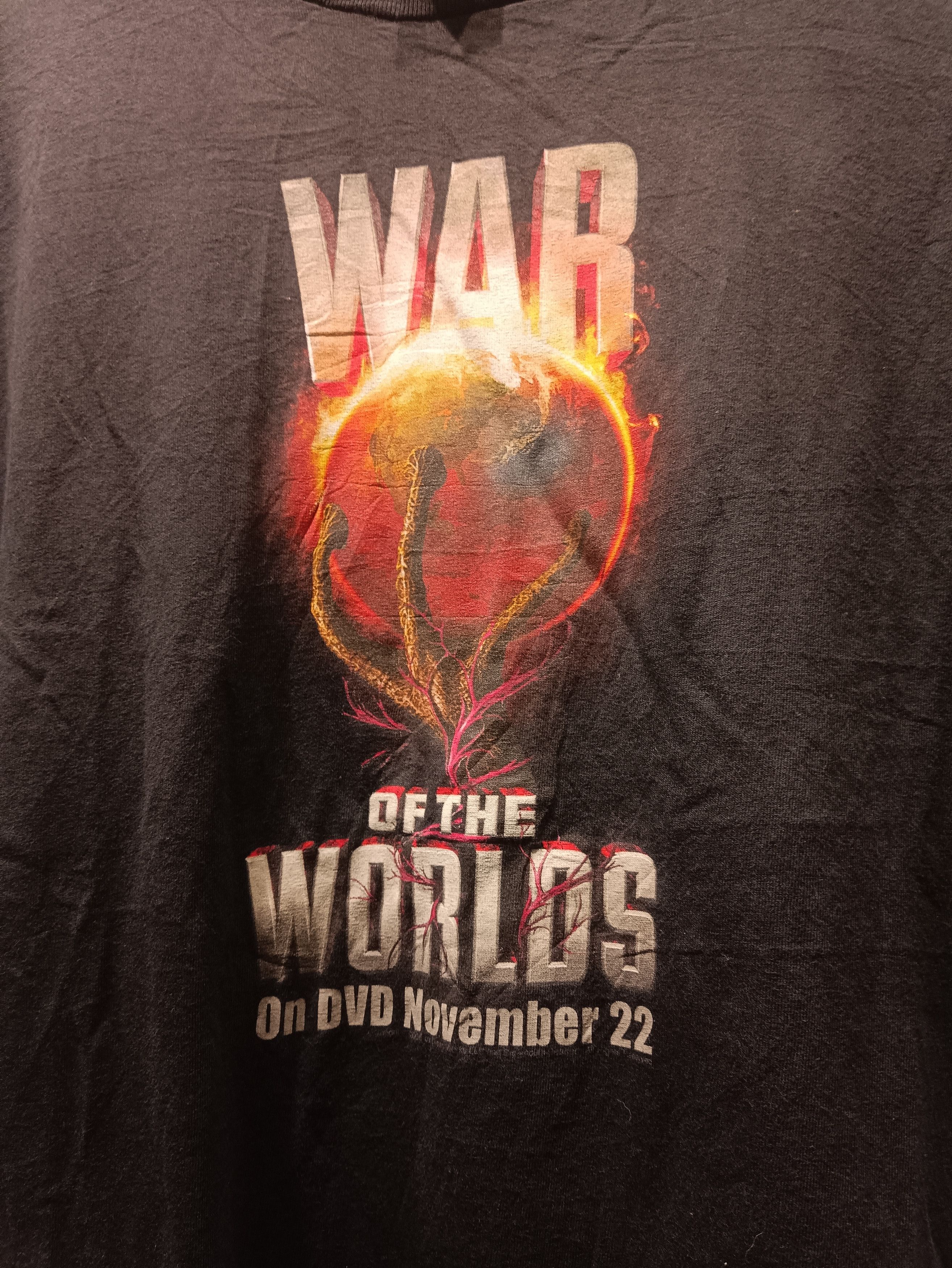 Vintage 2005 War of The Worlds Size US XL / EU 56 / 4 - 2 Thumbnail