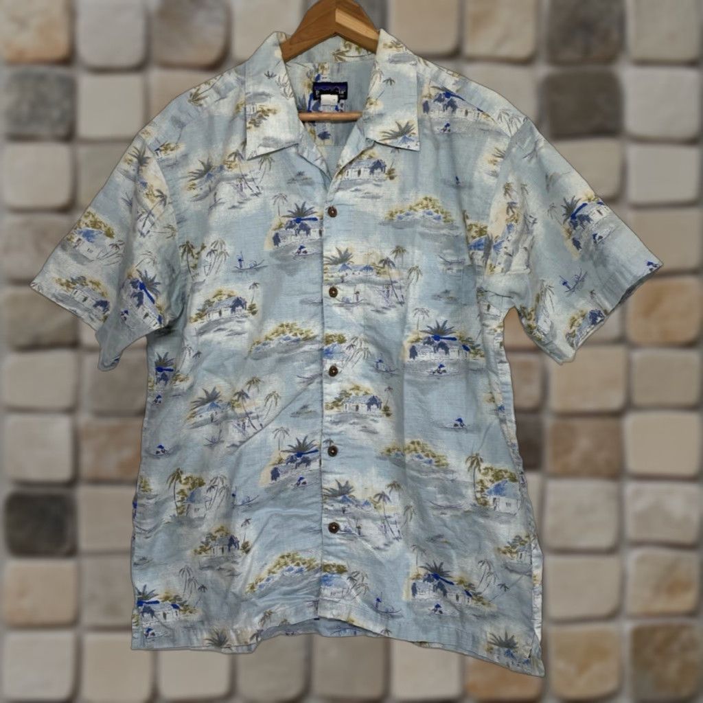 VINTAGE Patagonia Men's Short Sleeve Camp Collar Shirt Floral Hawaiian Sz M Multicolor 100% Cotton Casual Pockets 90s Mens