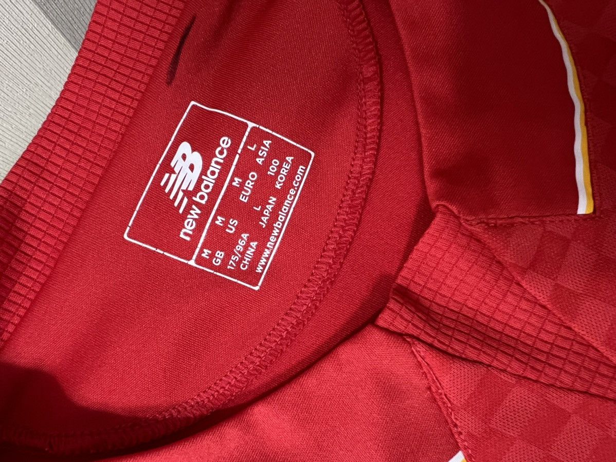 New Balance Liverpool Capital One Cup Final 2016 New Balance Shirt Size US M / EU 48-50 / 2 - 3 Thumbnail