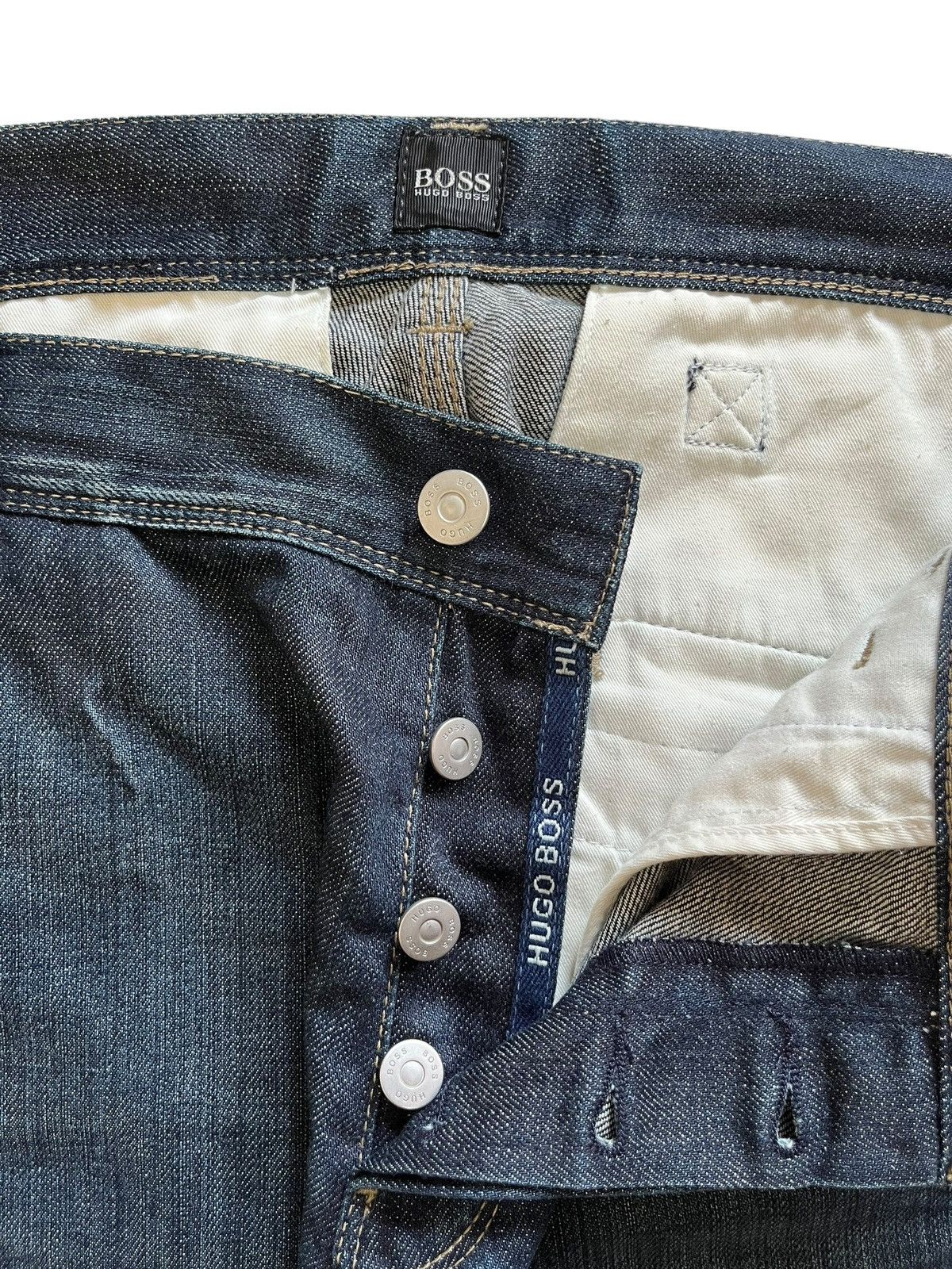 Hugo Vintage Hugo Boss Blue Wash Buckle Back Baggy Jeans Size US 37 - 3 Thumbnail