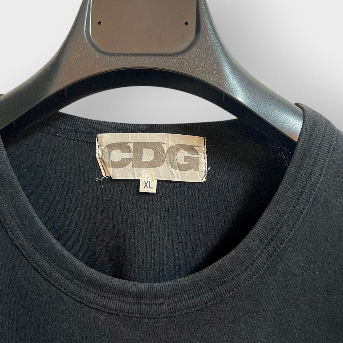 CDG by Comme des Garcons ARCHIVAL! 2010s Comme Des Garcons CDG Round Logo Tee (XL) Size US XL / EU 56 / 4 - 4 Thumbnail