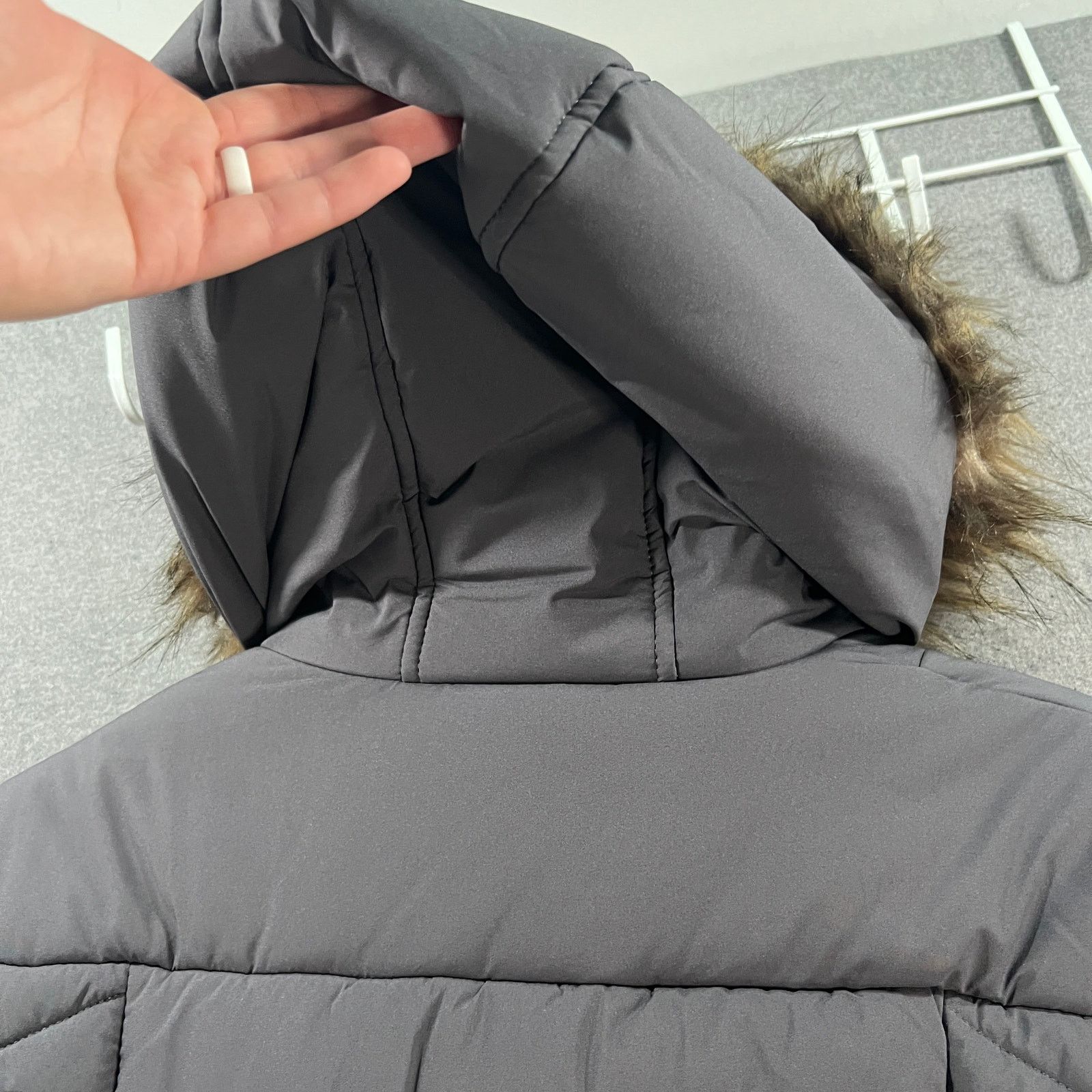 Other Maralyn & Me Women's Winter Outerwear Coat Gray Hood Size S Size S / US 4 / IT 40 - 18 Thumbnail