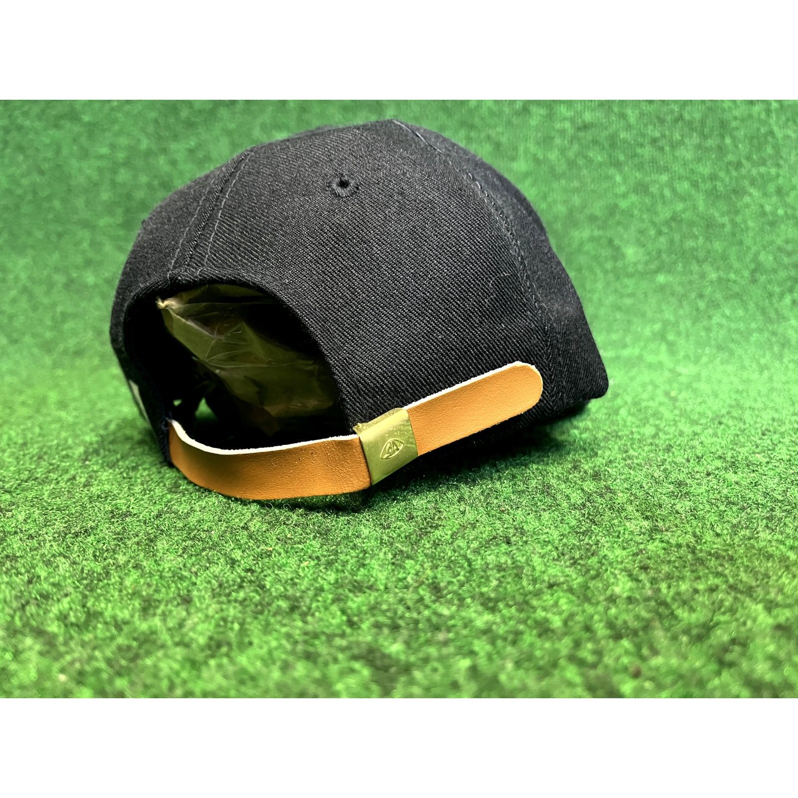 Top Of The World Vintage 90s Notre Dame University Strapback hat cap 90s Y2K Size ONE SIZE - 6 Thumbnail
