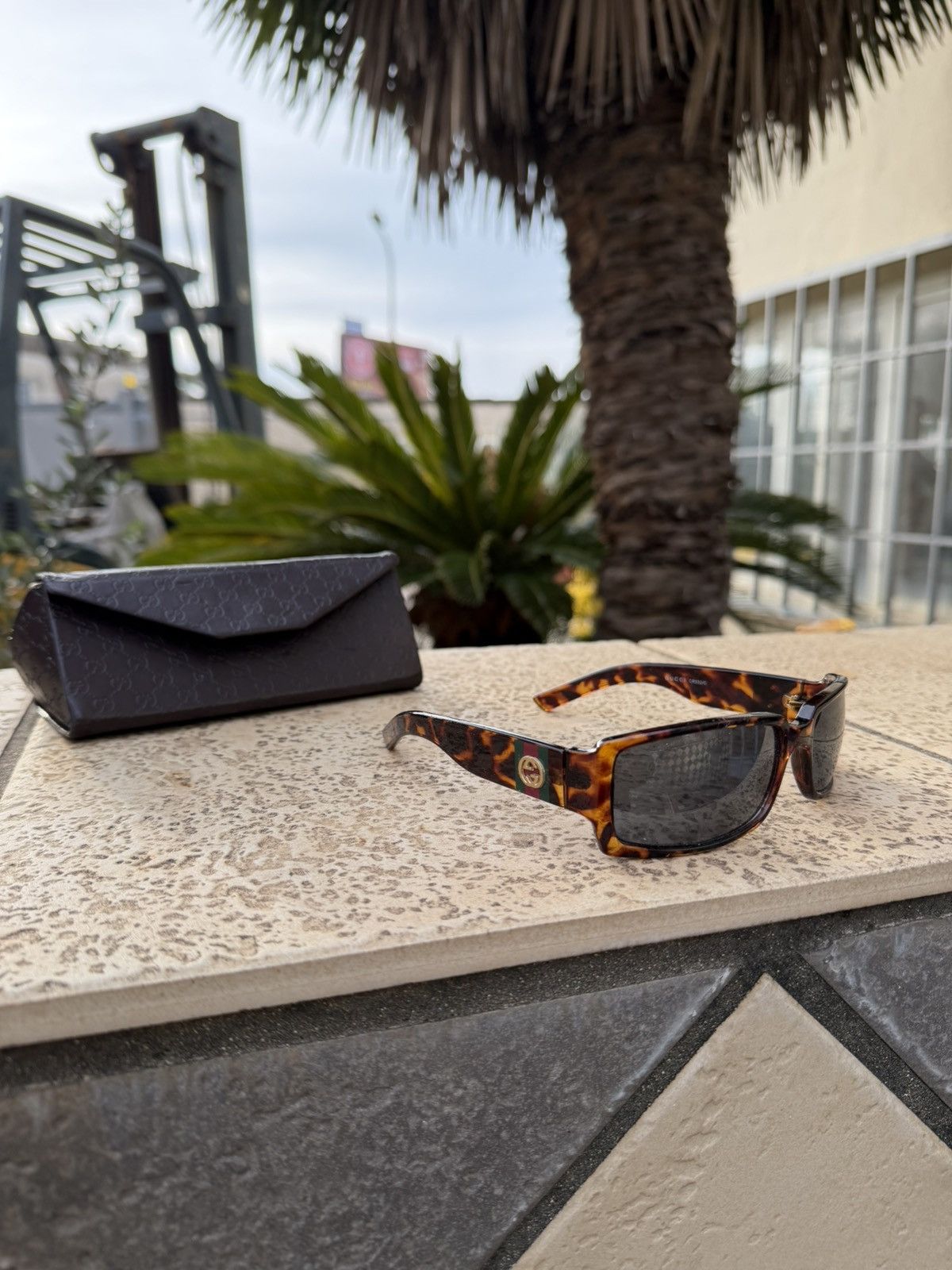 Gucci × Vintage Gucci Sunglasses 2516/s 9D1 59X15 120 Optyl | Grailed