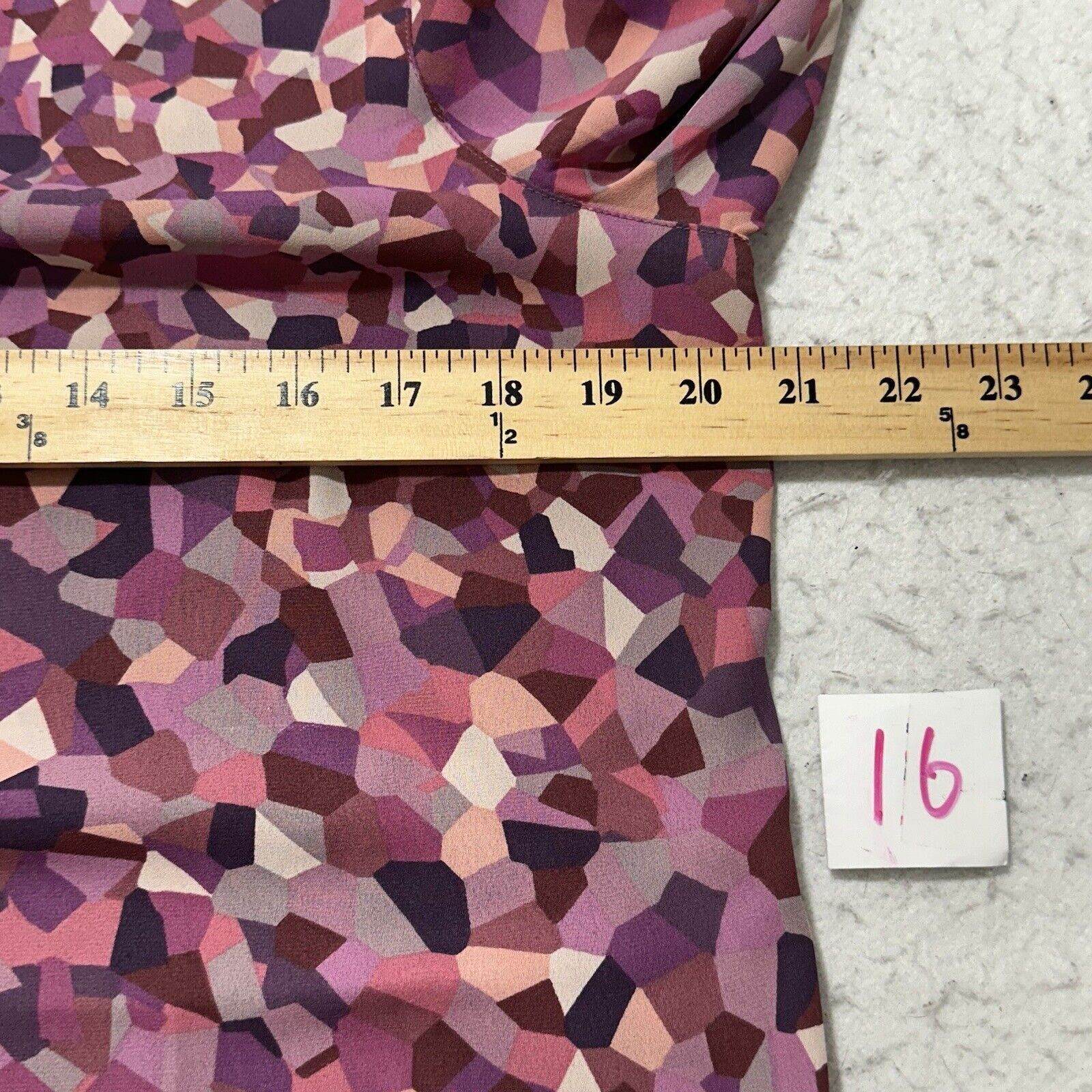 Other Cabi Medium Pink Kaleidoscope Blouse Lightweight Geometric Size M / US 6-8 / IT 42-44 - 8 Thumbnail