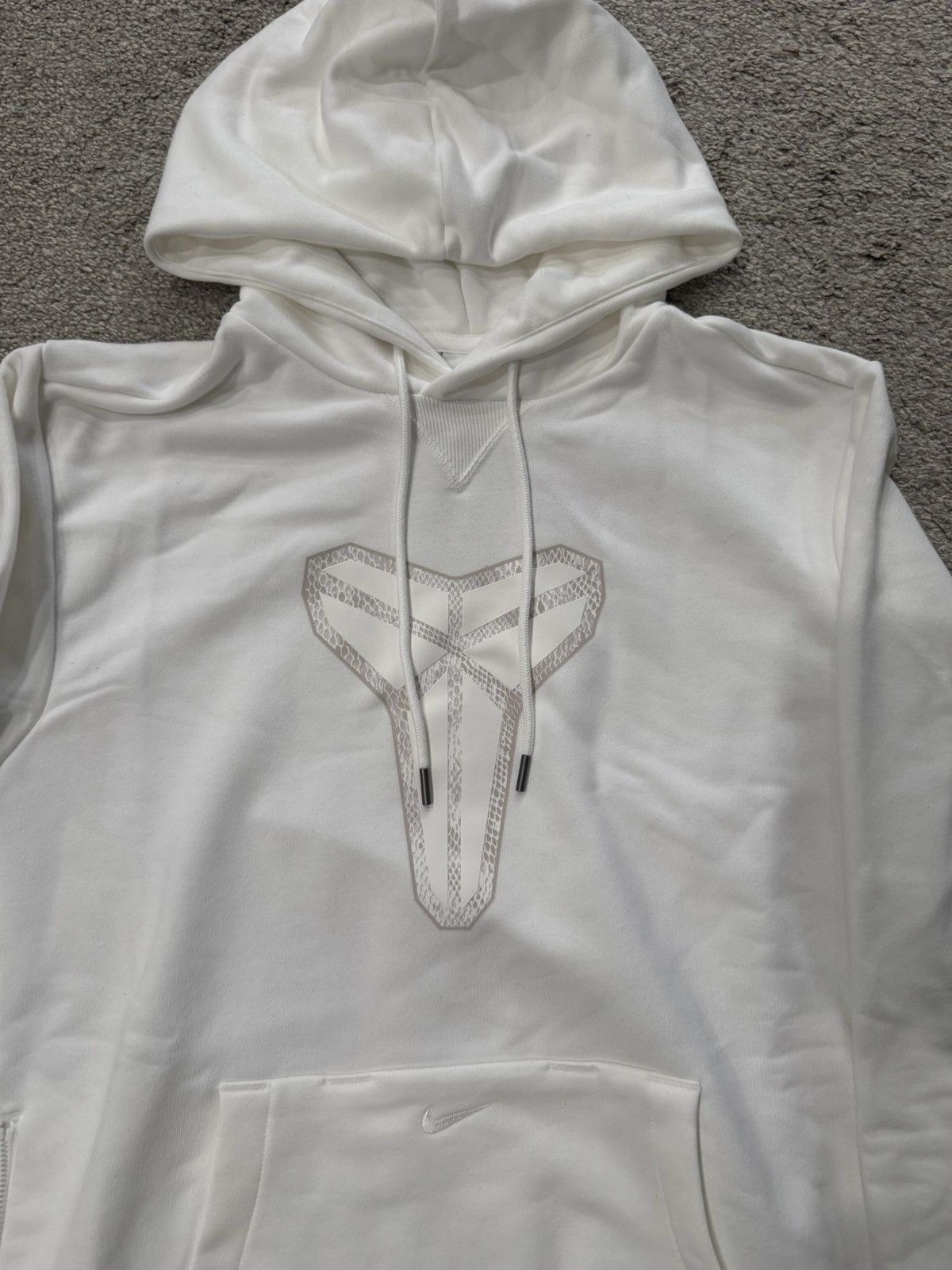 Nike Nike Kobe Dri-FIT Pullover Basketball Hoodie Size US L / EU 52-54 / 3 - 3 Thumbnail