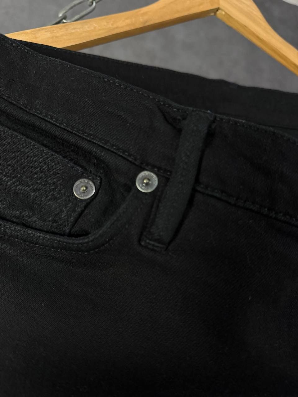 Burberry Burberry Brit luxury designer jeans Size US 33 - 3 Thumbnail