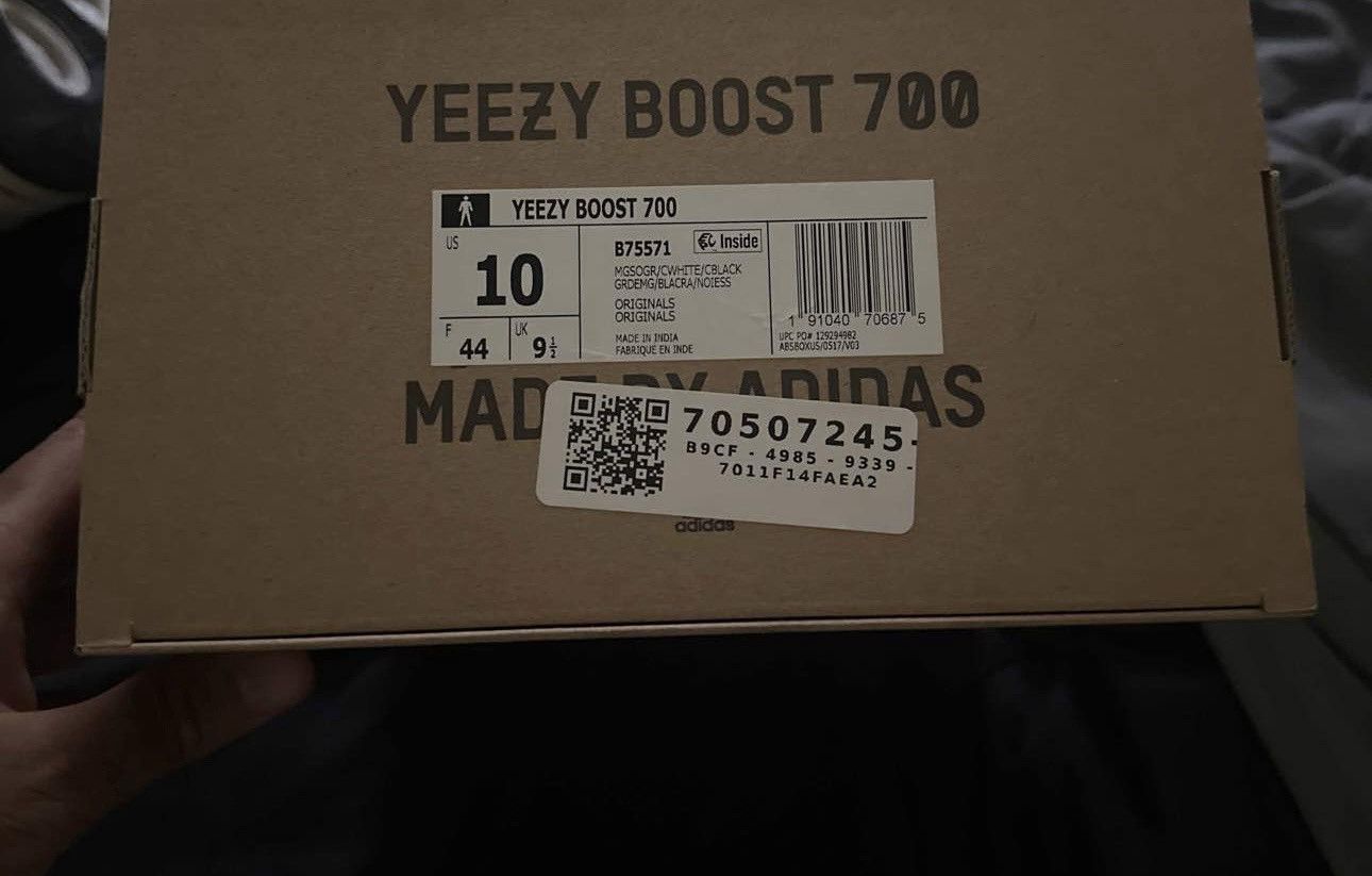Adidas Yeezy 700 “waverunner” Size US 10 / EU 43 - 3 Thumbnail