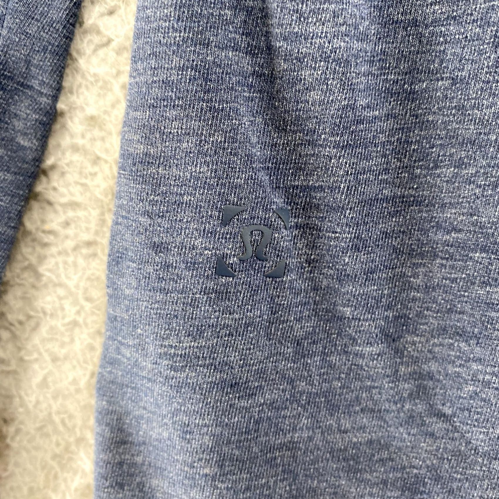 Lululemon Lululemon Surge Shirt Mens Large Long Sleeve Blue Crew Neck Athletic Activewear Size US L / EU 52-54 / 3 - 6 Thumbnail