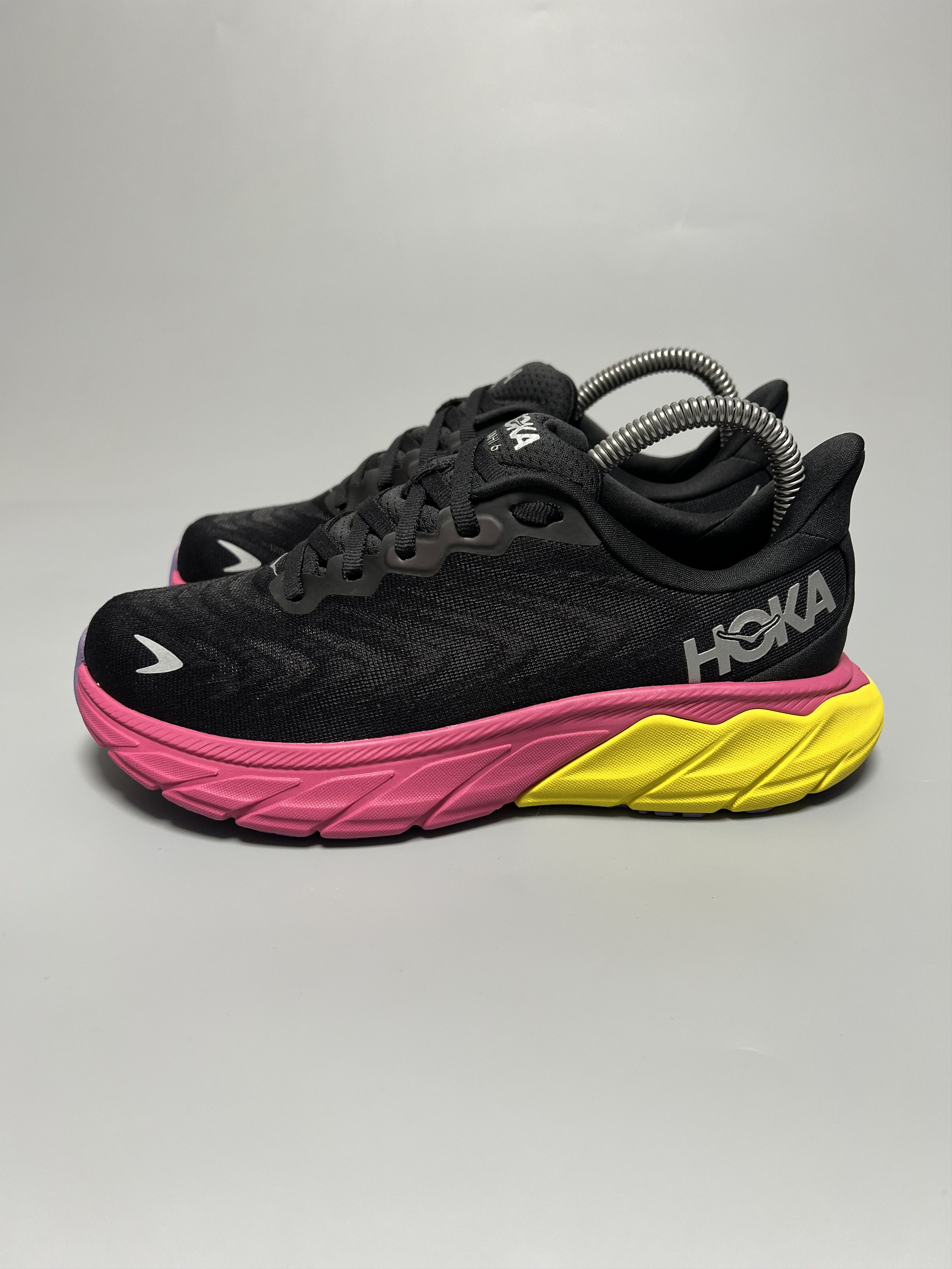 Hoka 6B Hoka One One Arahi 6 Running Shoes Size US 6 / IT 36 - 2 Thumbnail