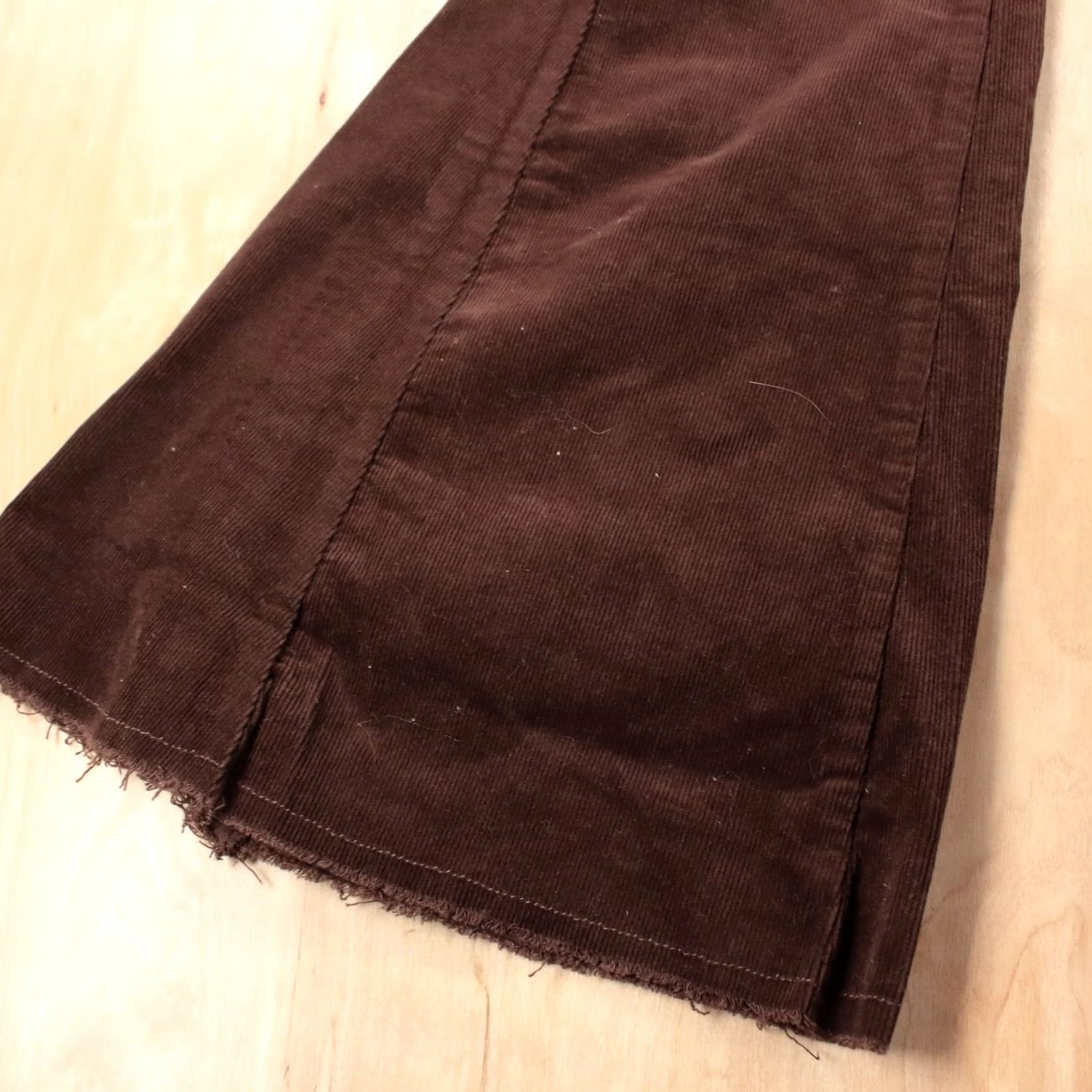 Vintage VINTAGE Wisteria Lane pants Corduroy Flared Bell Bottom High Rise 26x35 Brown Women Size 26" / US 2 / IT 38 - 3 Thumbnail