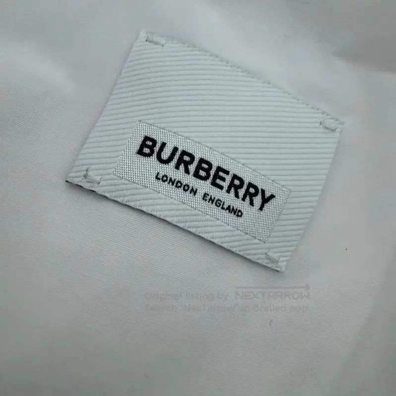 Burberry Burberry Women's White Cropped Jacket. Size S / US 4 / IT 40 - 7 Thumbnail