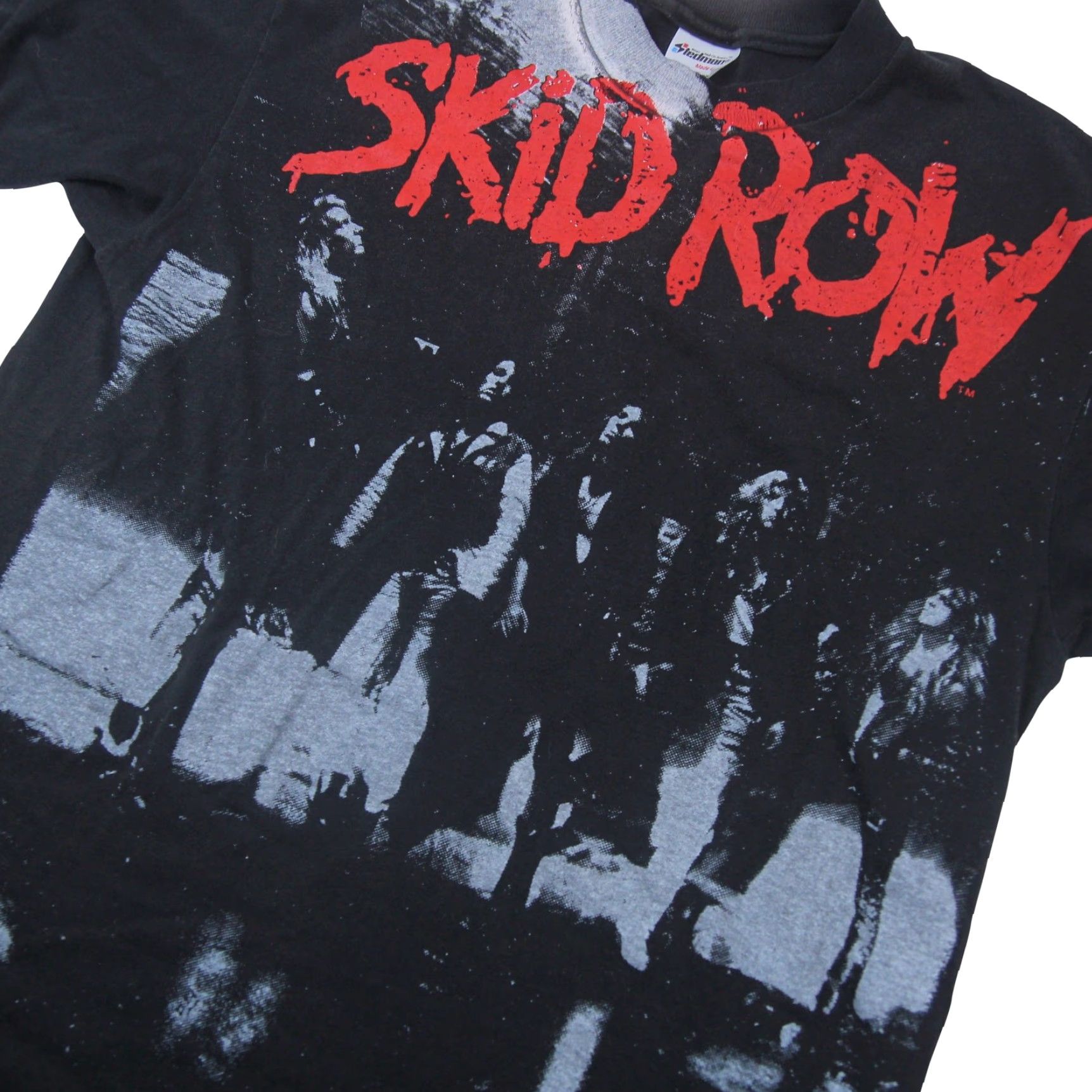 Vintage VINTAGE Skid Row 1989 Making a Mess of the US Tour Mens Large T Shirt Black Shirt Mens Large Black Skid Row 1989 Tour Size US L / EU 52-54 / 3 - 2 Thumbnail