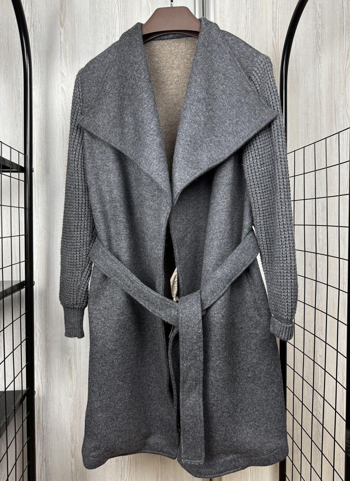 Eleventy Eleventy First class grey wool cardigan over coat size 44 Size M / US 6-8 / IT 42-44 - 2 Thumbnail