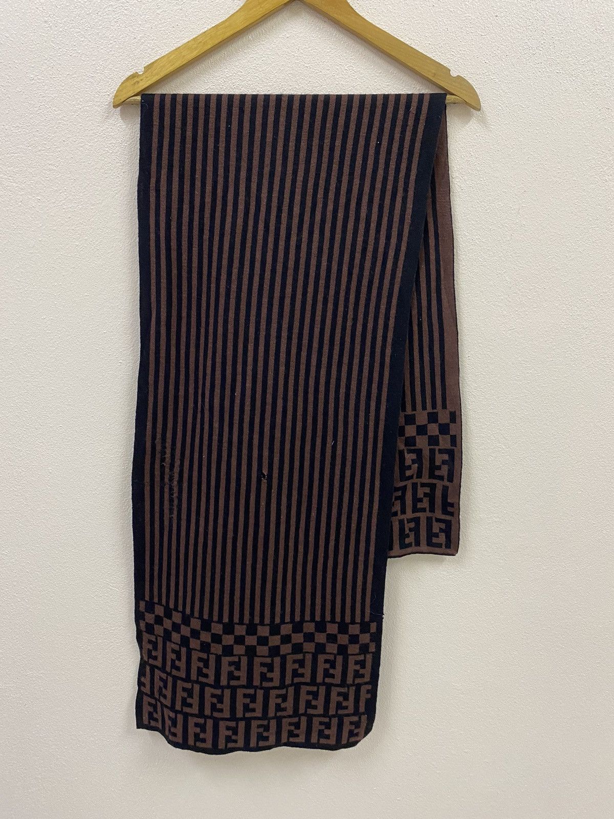Fendi Fendi Scarves Wool Size ONE SIZE - 1 Thumbnail