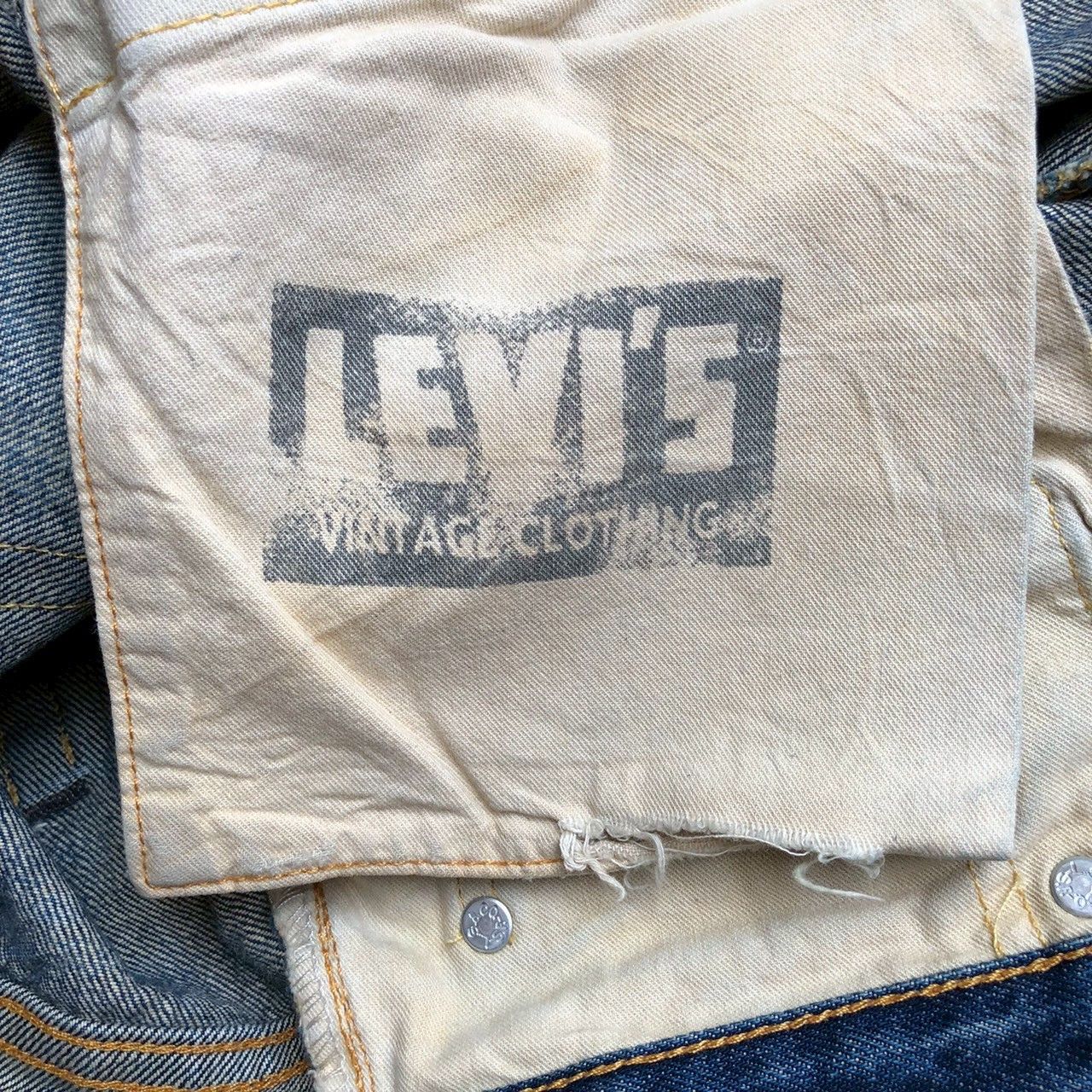 Levi's Vintage Clothing Vintage Levi’s 501 Big E Distressed Selvedge Denim Size US 32 / EU 48 - 15 Thumbnail