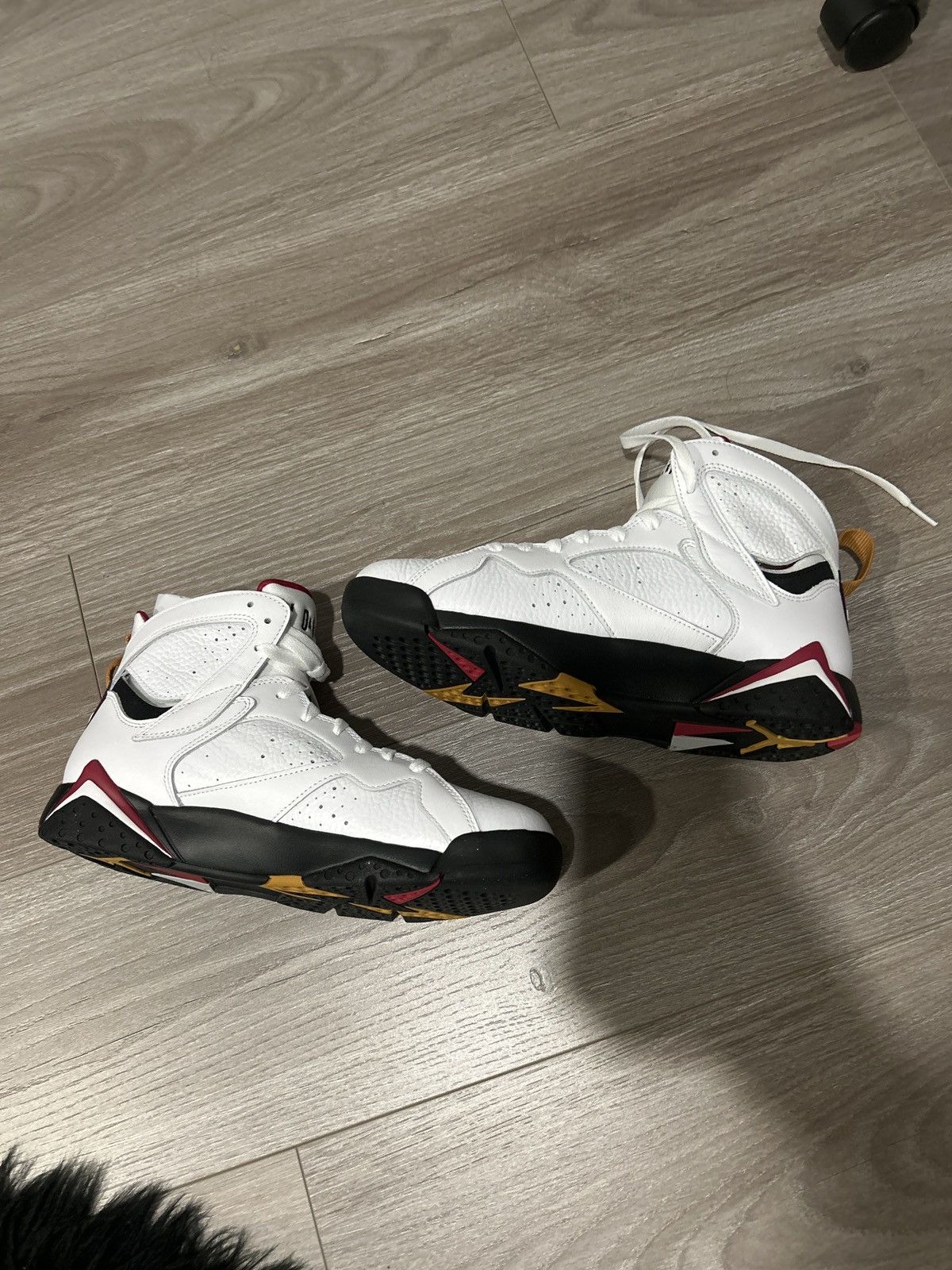 Jordan Brand × Nike Jordan 7 Cardinal 2022 Release Size US 8.5 / EU 41-42 - 2 Thumbnail