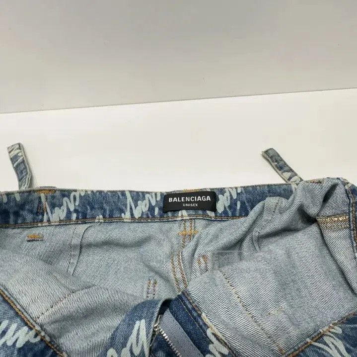 Balenciaga Balenciaga Blue Wide-Leg Denim Pants for Men. Size US 32 / EU 48 - 5 Thumbnail
