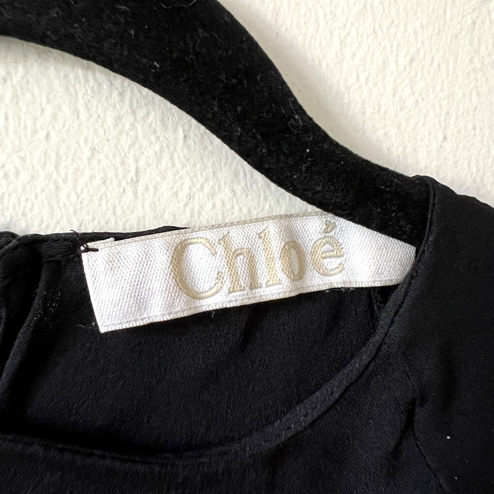 Chloe Chloe blouse black 100% silk cold shoulder size 34 XS C10 Size XS / US 0-2 / IT 36-38 - 2 Thumbnail