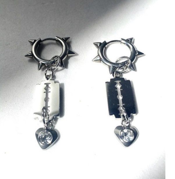 Jewelry × Sterling Silver Sad Thorns Earrings Gothic Punk One pairs Jewelry Spike Size ONE SIZE - 6 Thumbnail