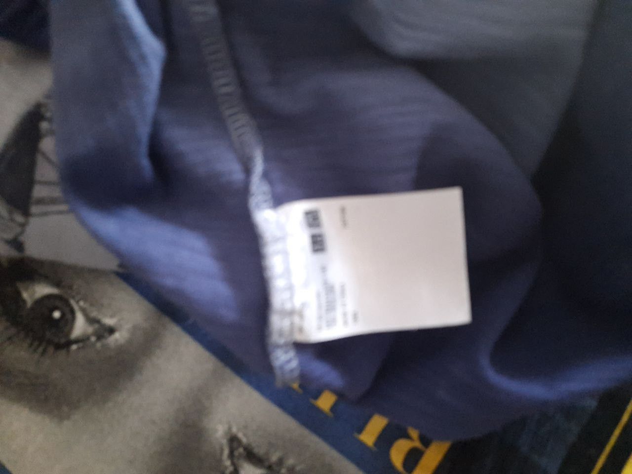 Japanese Brand × Uniqlo Uniqlo Hokusai Blue T-Shirt Size US XL / EU 56 / 4 - 10 Thumbnail