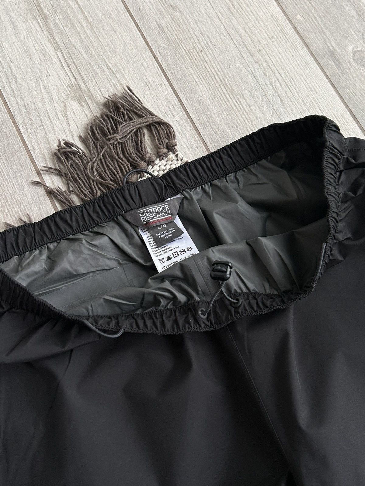 Goretex × Outdoor Research Outdoor Research Gore-tex Pants Gorpcore Hiking Techwear Size US 34 / EU 50 - 12 Thumbnail