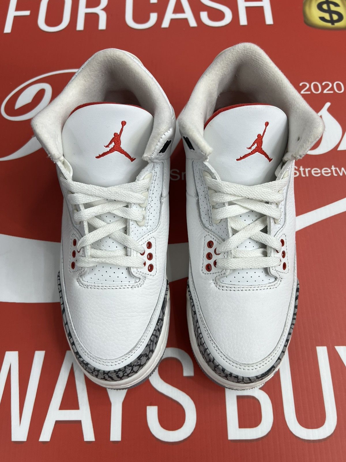 Jordan Brand Air Jordan 3 White Cement Reimagined Size 6.5Y (DM0967-100) Size US 6.5 / EU 39-40 - 4 Thumbnail