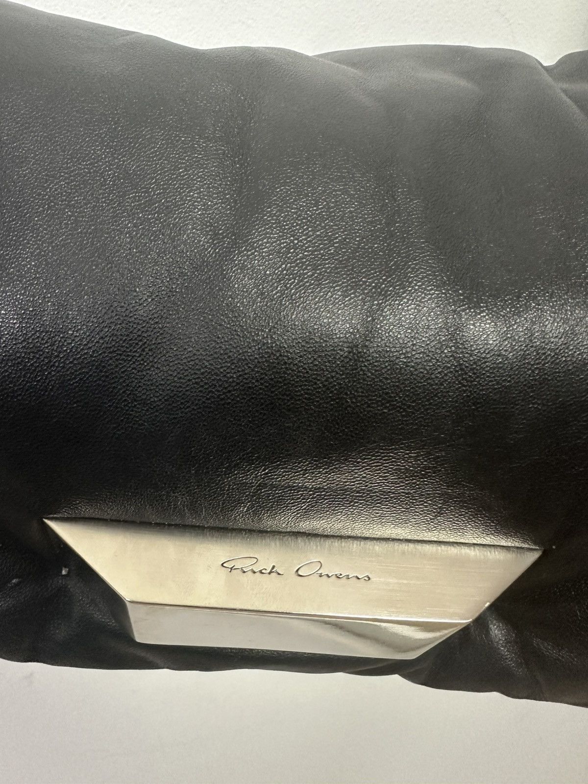 Rick Owens FW22 ‘STROBE’ Beveled Pillow Bag Size ONE SIZE - 5 Thumbnail