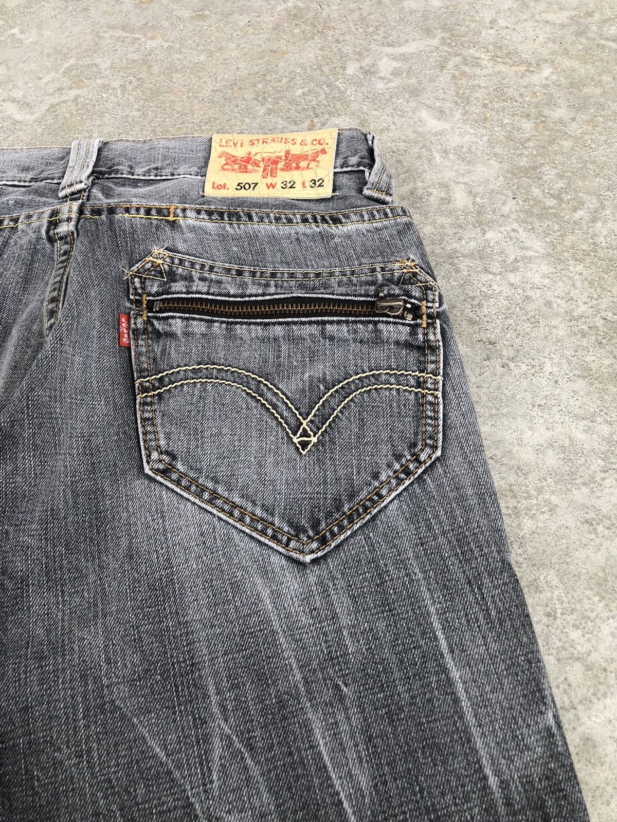 If Six Was Nine Y2k Levis Flared Jeans Distressed Jeans 507 Size US 31 - 17 Thumbnail