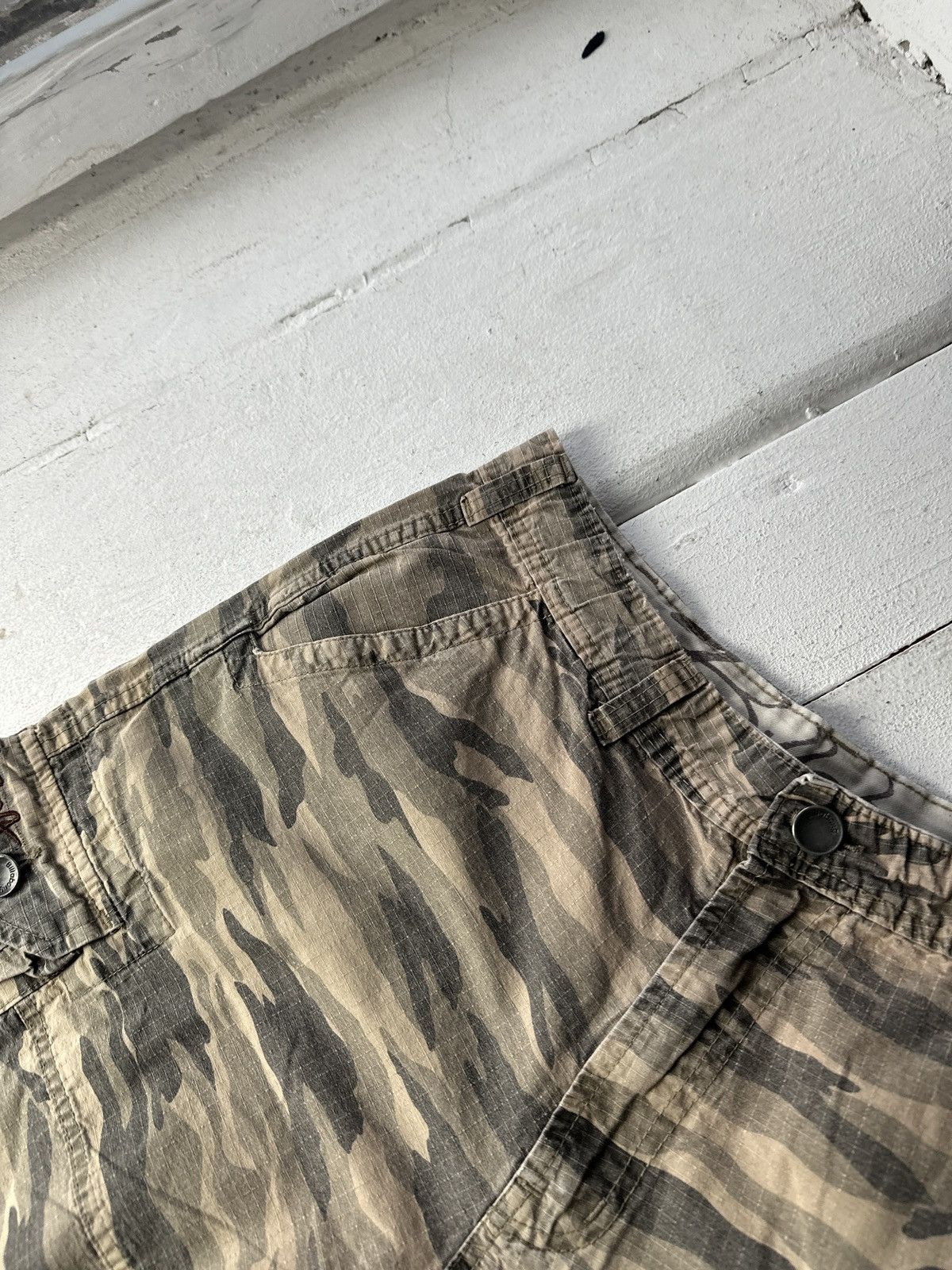 Billabong 🚨RARE BILLABONG BIG LOGO CARGO SHORTS Y2K SURF VINTAGE Size US 36 / EU 52 - 4 Thumbnail