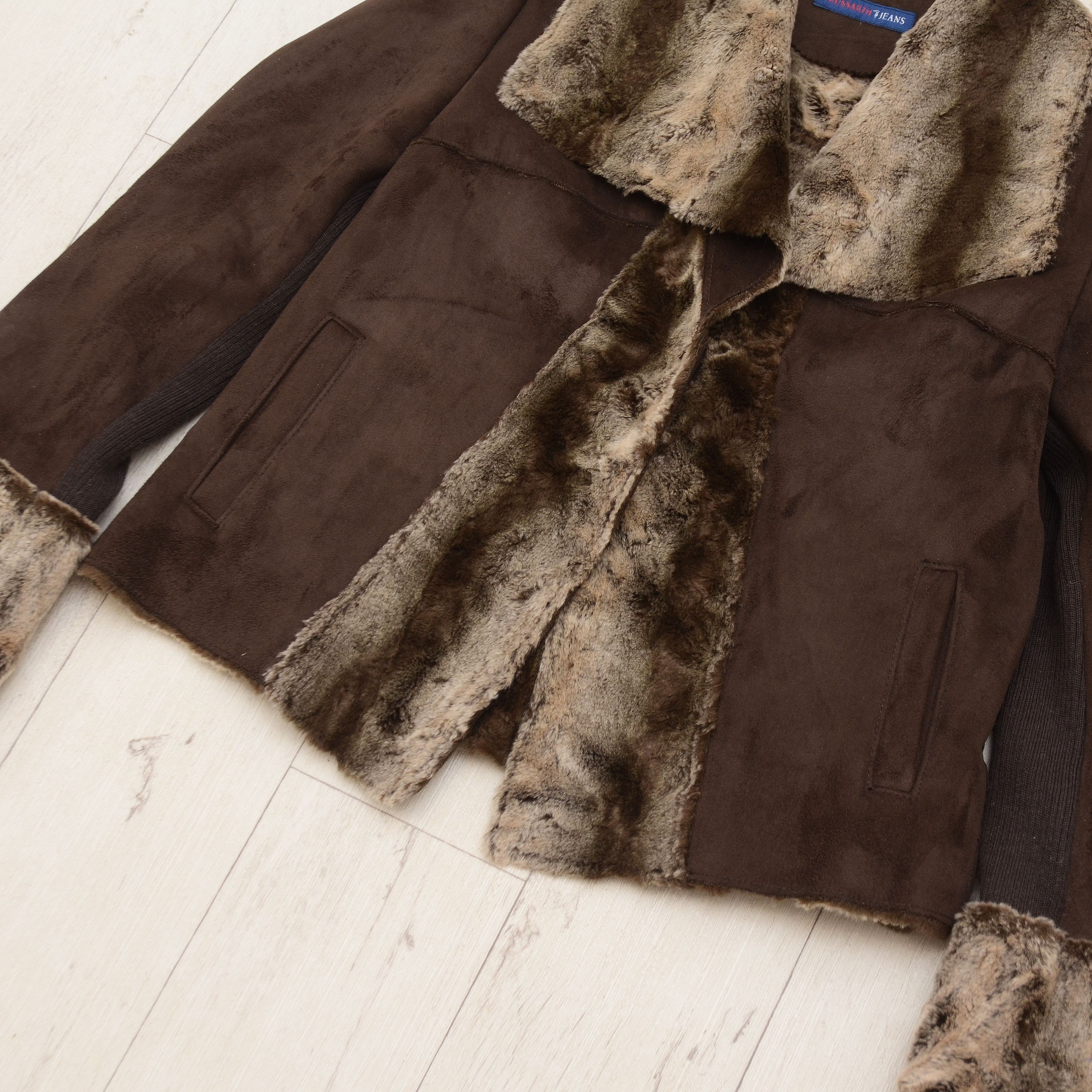 Trussardi Trussardi Jeans Y2K Faux Fur Suede Jacket Coat Winter Chic Size M / US 6-8 / IT 42-44 - 4 Thumbnail