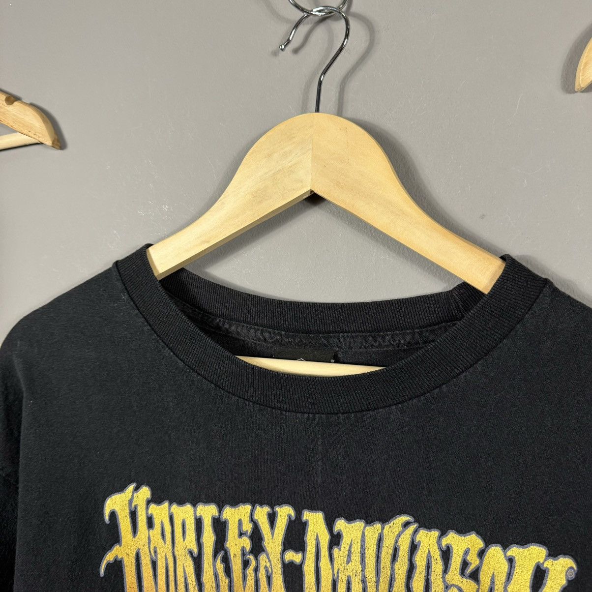 Vintage Vintage Harley Davidson Military Sales Overseas Tour T-shirt Size US L / EU 52-54 / 3 - 9 Thumbnail