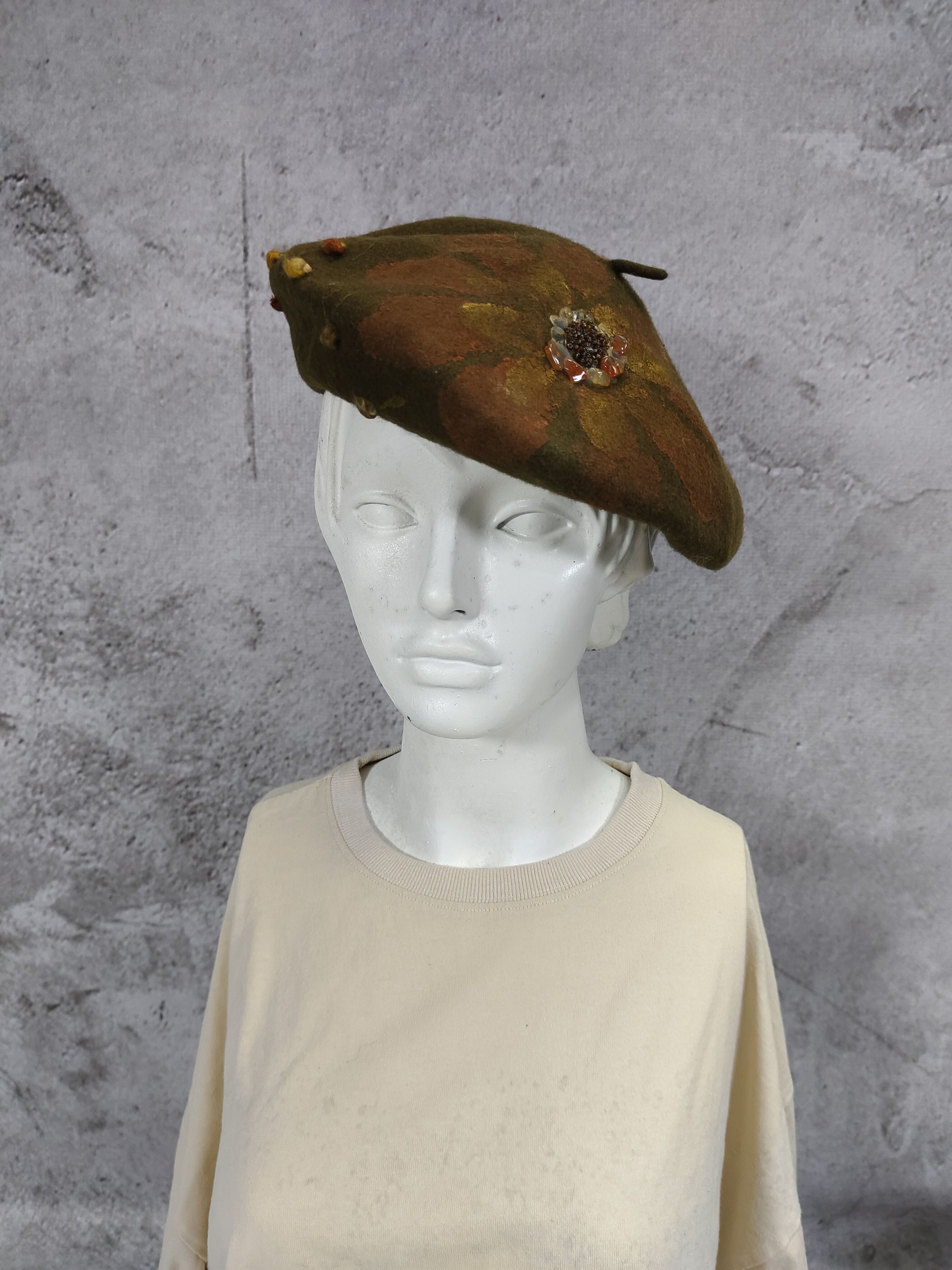 Vintage 90s COMPLIT🇮🇹 Hand Painted Floral Beaded Artisan Beret Hat Size ONE SIZE - 2 Thumbnail