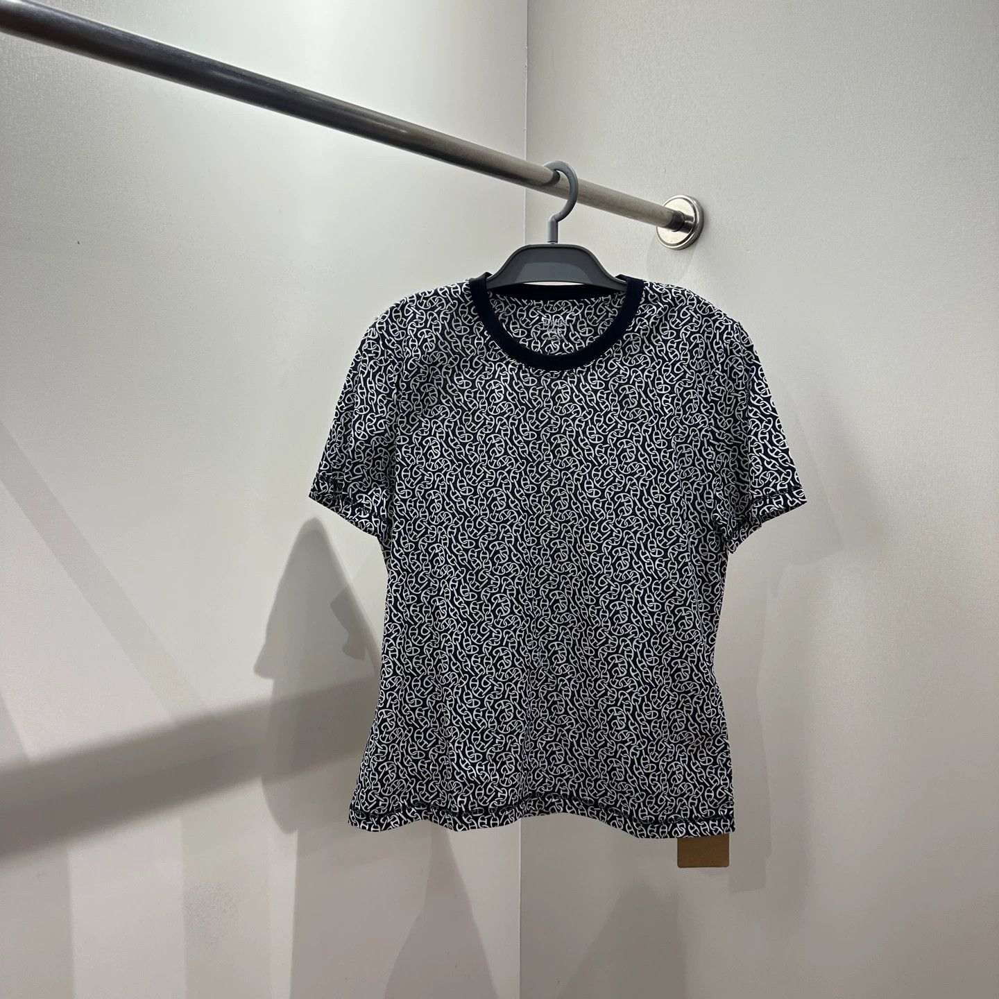 Hermes Hermes 24 allover print pig nose short tee size 44 Size L / US 10 / IT 46 - 1 Thumbnail