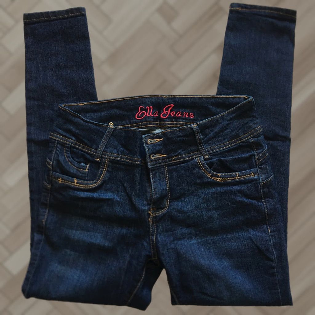 Vintage Ella Jeans Jeans Women’s Size 5 High Waist Dark Wash Slim Ankle 5 Pocket Blue Cotton Blend Denim Womens Size 26" / US 2 / IT 38 - 1 Thumbnail