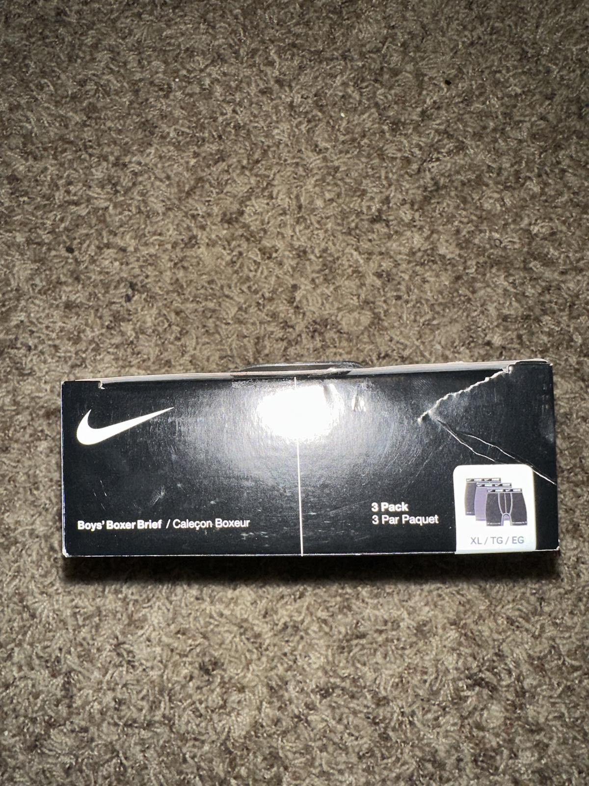Nike Nike Essentials Big Kids' Dri-FIT Boxer Briefs (3-Pack) Size ONE SIZE - 2 Thumbnail