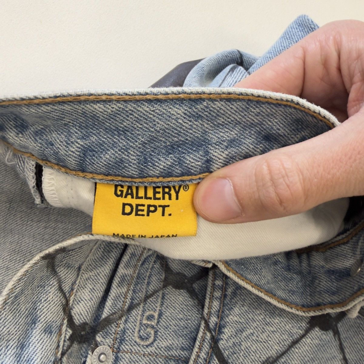Gallery Dept. ‘Cage Ventura’ Print Washed Blue Jeans Size US 32 / EU 48 - 6 Thumbnail