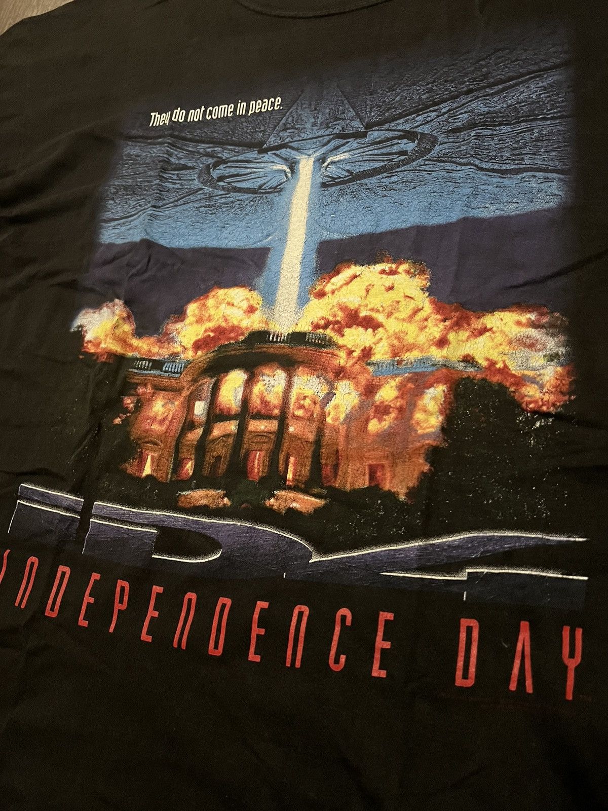 Vintage Vintage Independence Day Movie Promo shirt Size 1996 Size US L / EU 52-54 / 3 - 2 Thumbnail