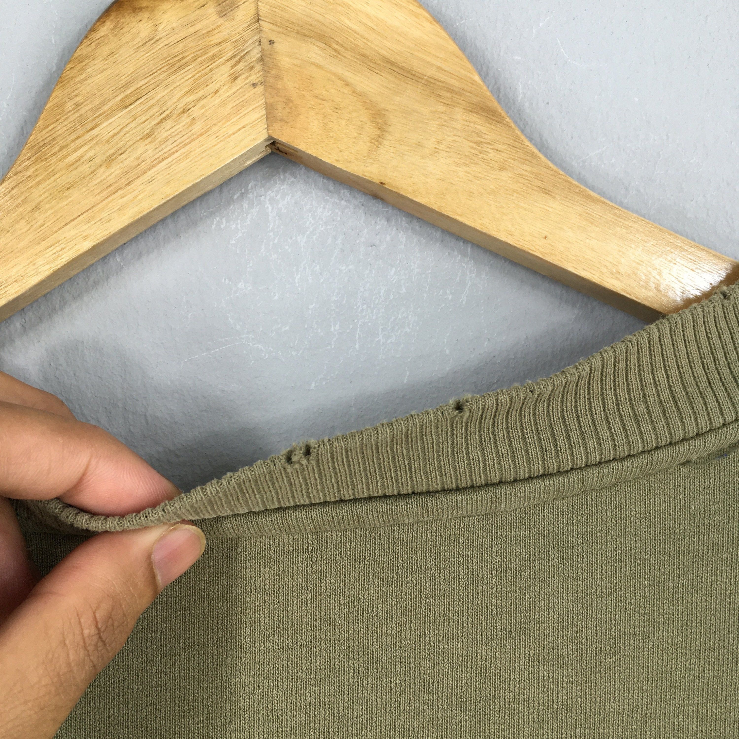 Champion × Vintage Vintage Champion Authentic Brown Sweatshirt Medium Size US M / EU 48-50 / 2 - 7 Thumbnail