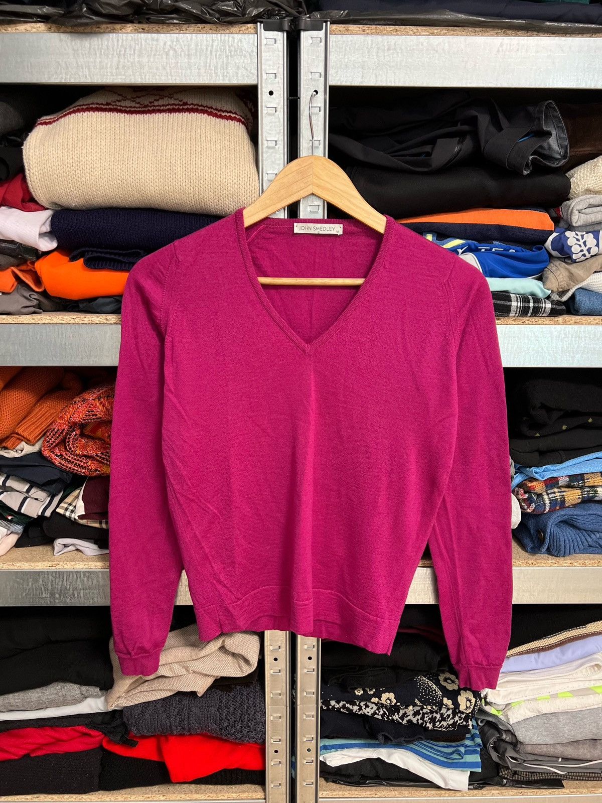 John Smedley John Smedley Women’s Pink V Neck Long Sleeve Jumper Sweater Size M / US 6-8 / IT 42-44 - 1 Thumbnail