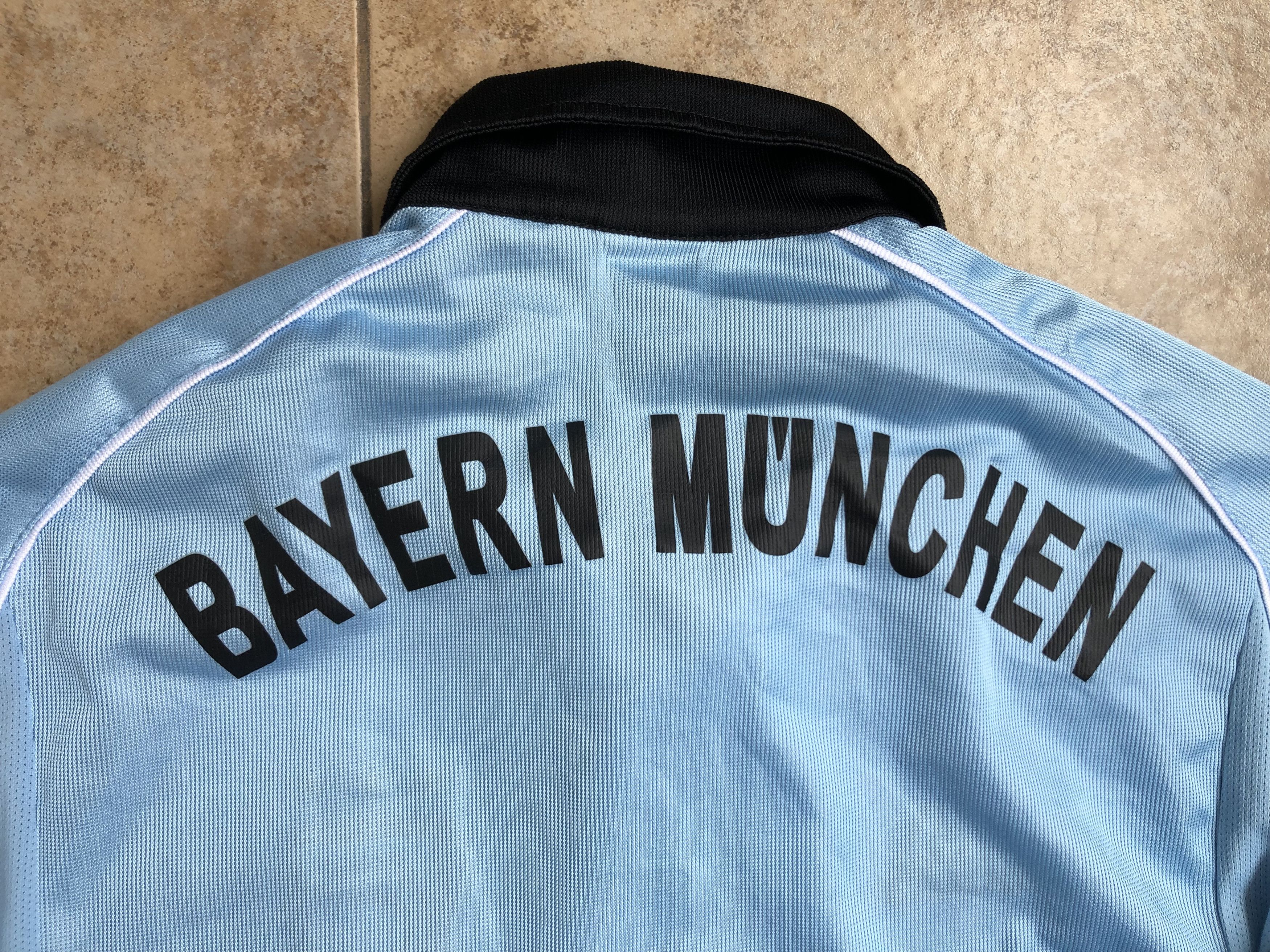 Adidas Bayern Munich Goalkeeper Football Shirt 2005-2006 Size M Size US M / EU 48-50 / 2 - 17 Thumbnail