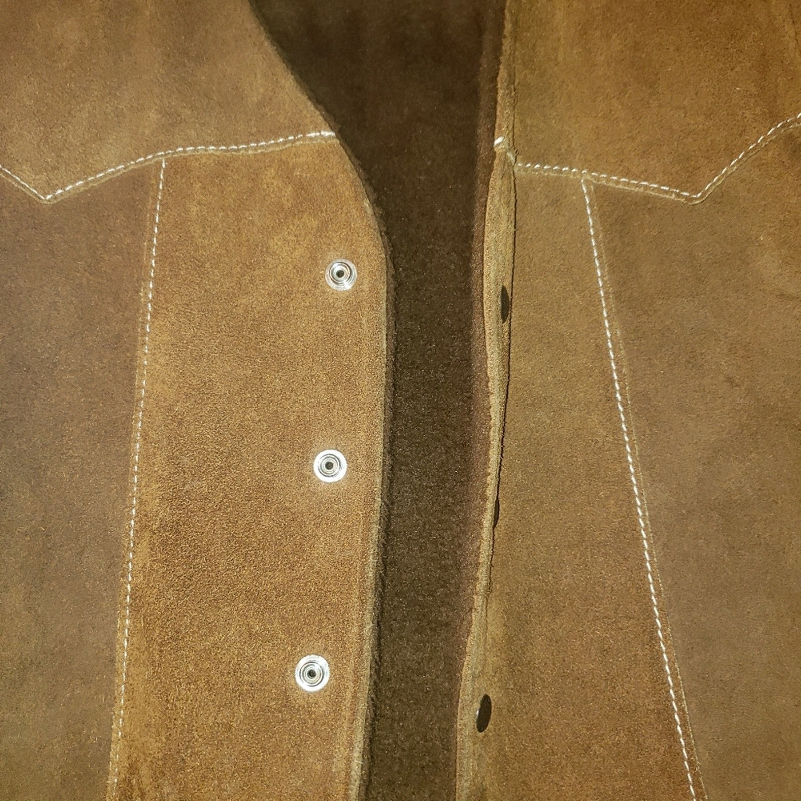 Other EUC Vintage Men's Ranchwear leather snap Western vest sz 44 Size US L / EU 52-54 / 3 - 10 Thumbnail